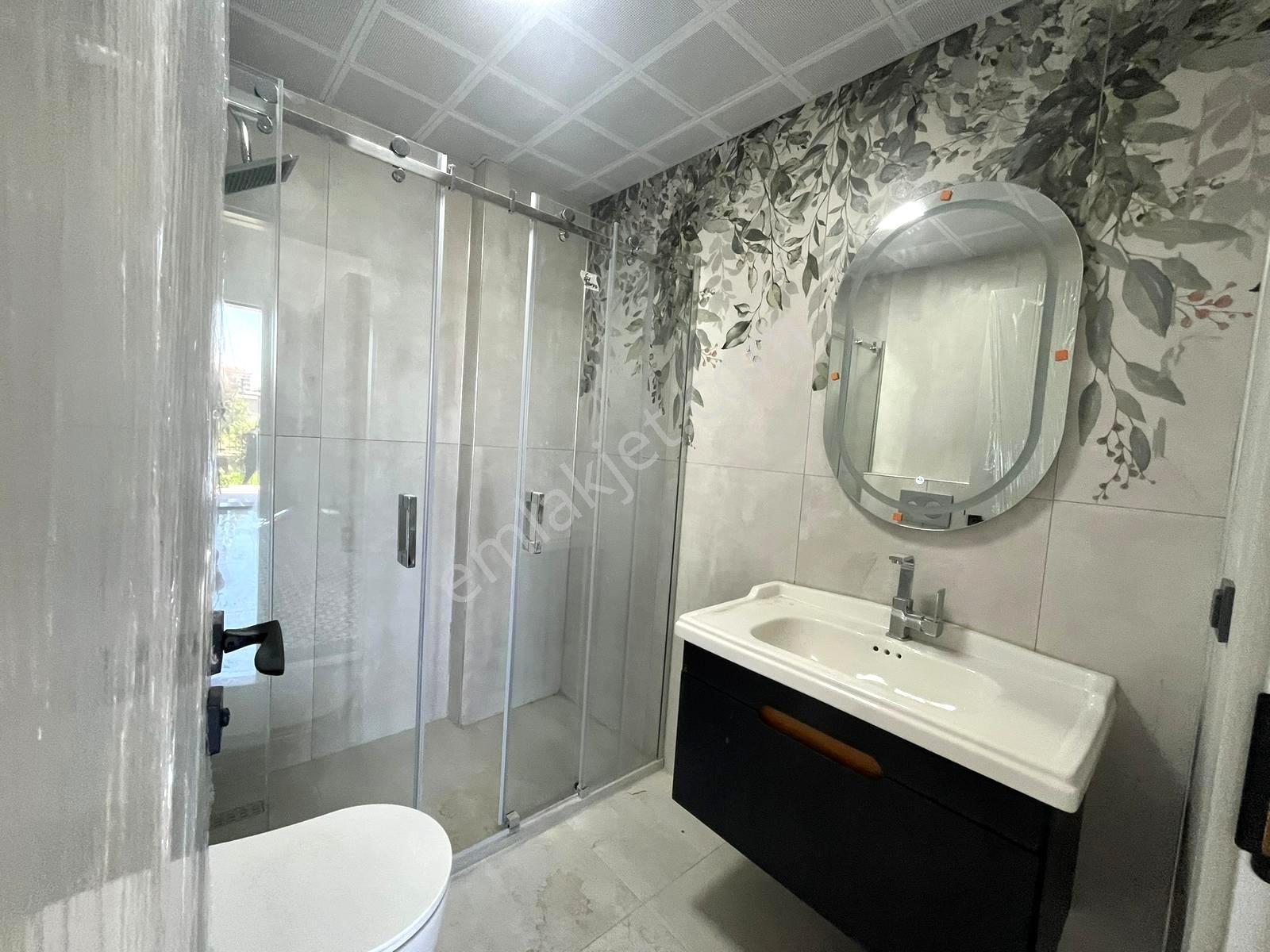 Bağlıca'da Kapalı Otoparklı Ultra Lüks Yapılı 4+1 Satılık Villa - Görsel 19
