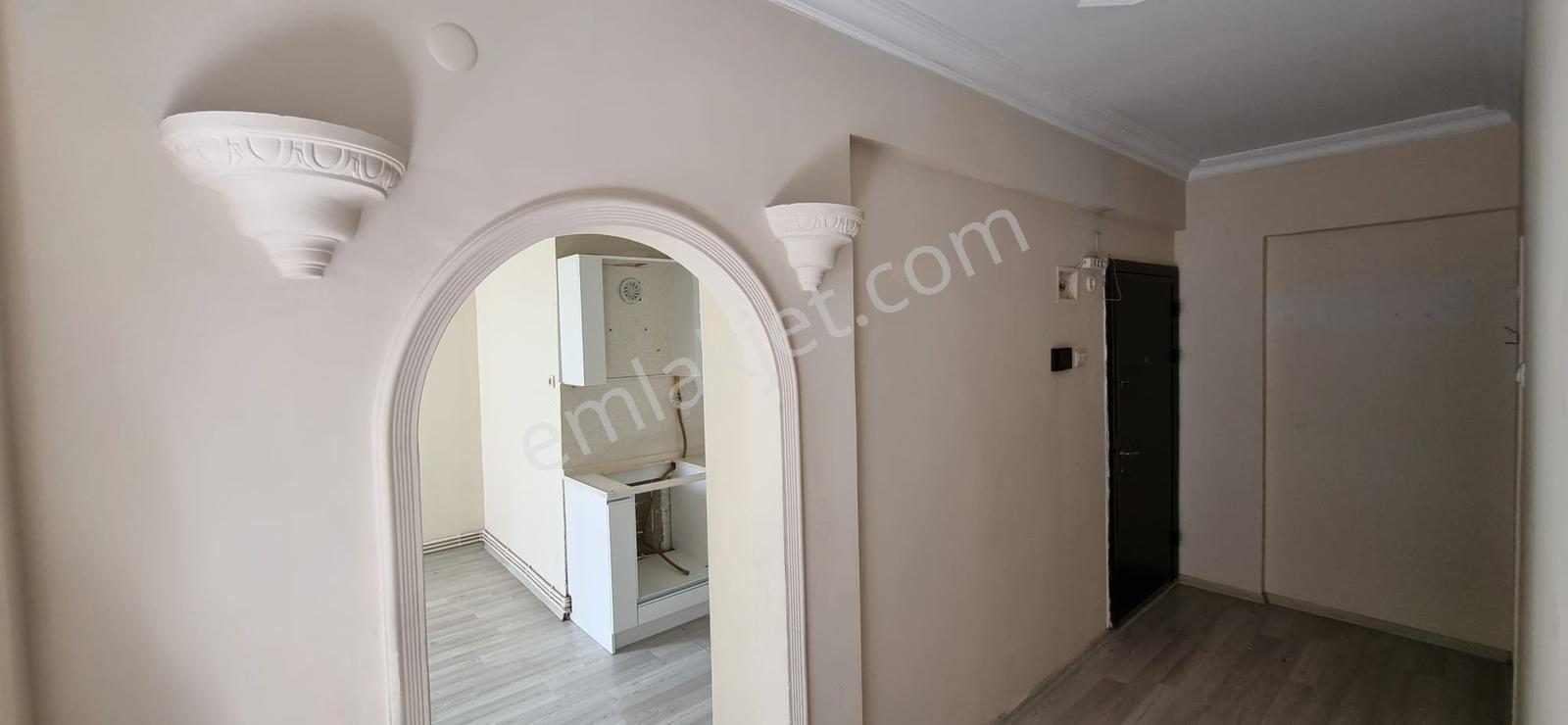 Toklu Mh. Dolmuş Durağı Ve İskenderpaşa İlkokul Yanında Kiralık - Görsel 15