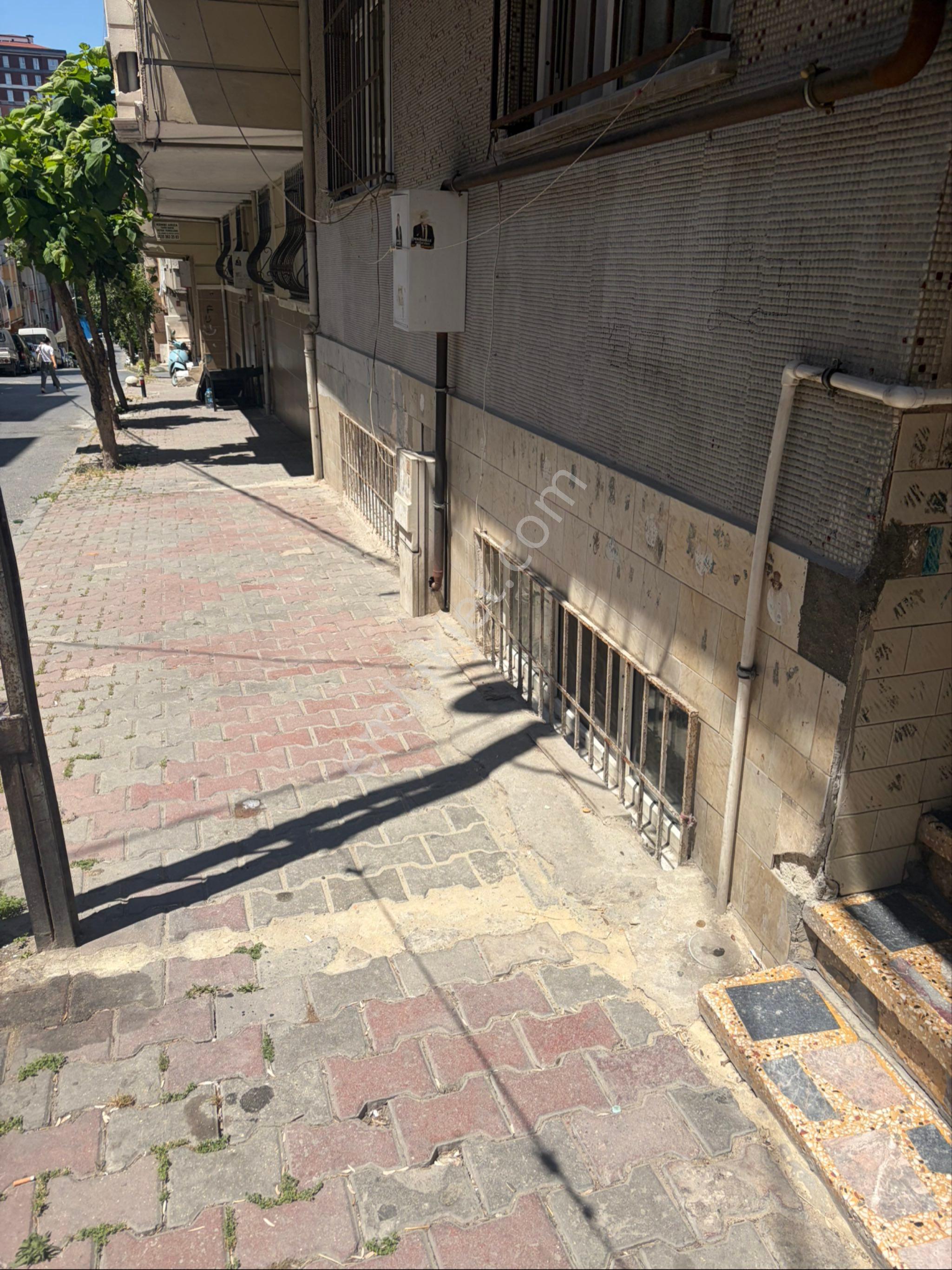 Torunlar Gayrimenkulden Satılık 2+1 Kat Mülkiyetli Bodrum Kat Daire - Görsel 15