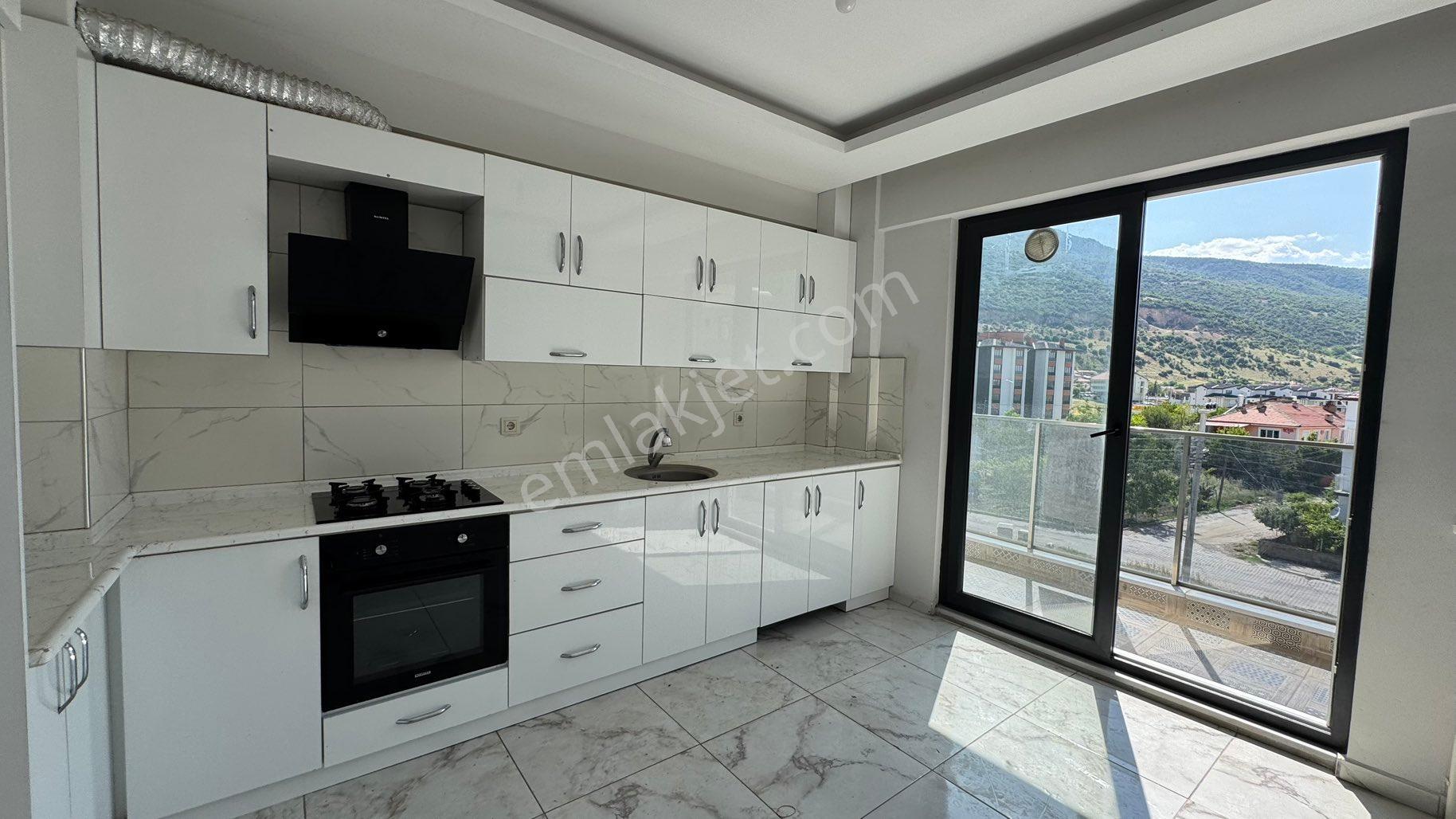 Zirve Emlak Kiralıyorr Yarenler 3+1 3.kat 160 M2 Garajlı Daire - Görsel 10