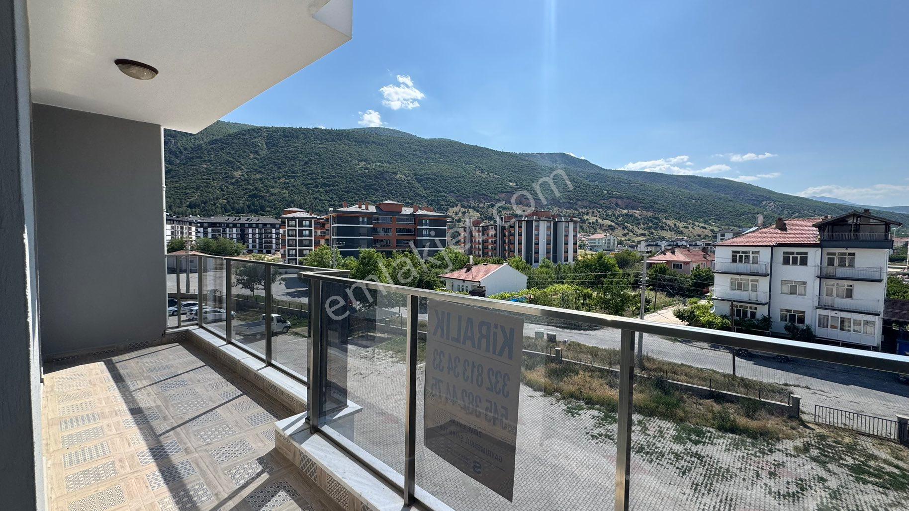 Zirve Emlak Kiralıyorr Yarenler 3+1 3.kat 160 M2 Garajlı Daire - Görsel 26
