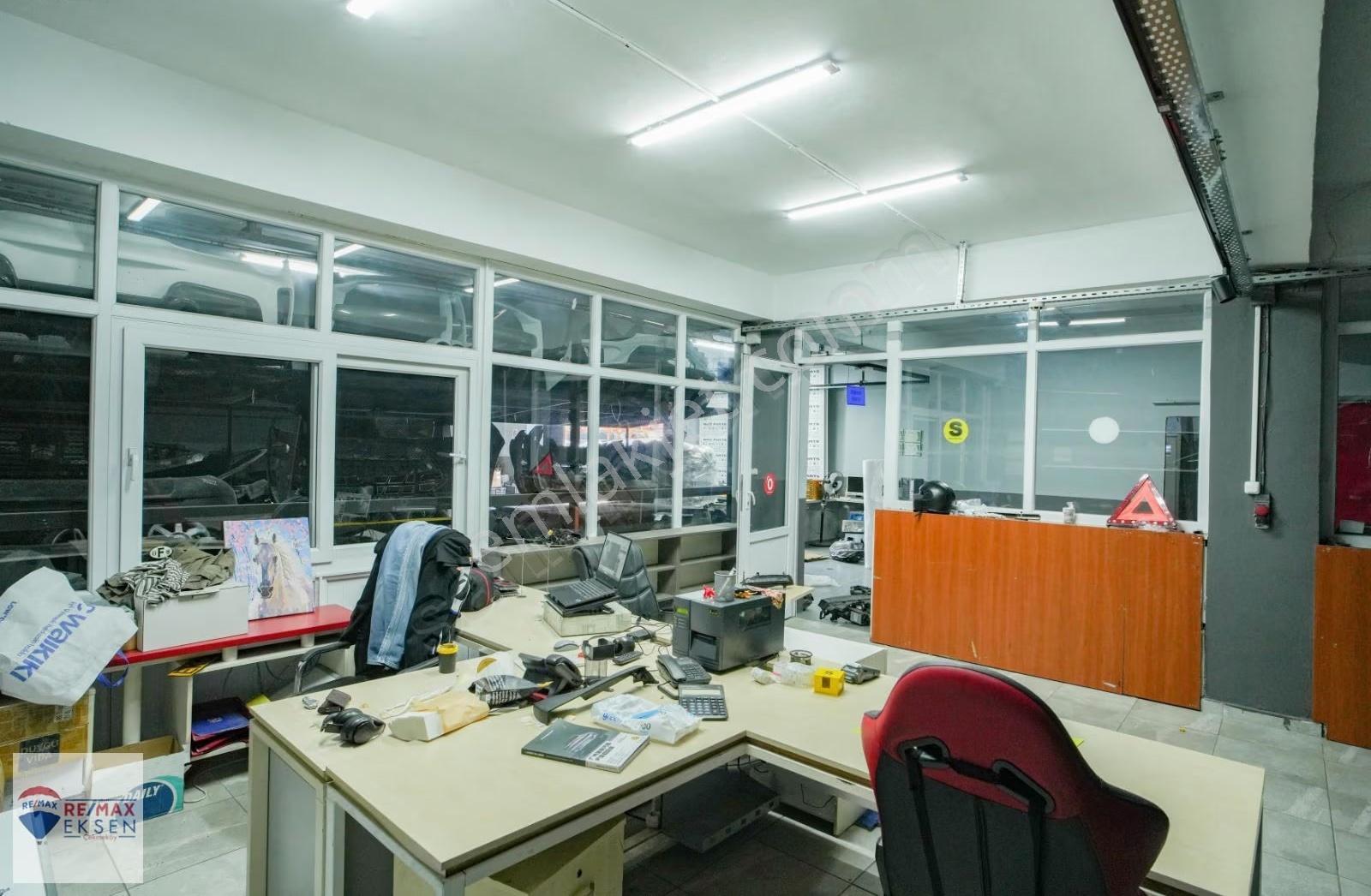 Maltepe Büyükbakkalköy'de Kiralık Depo - Görsel 28