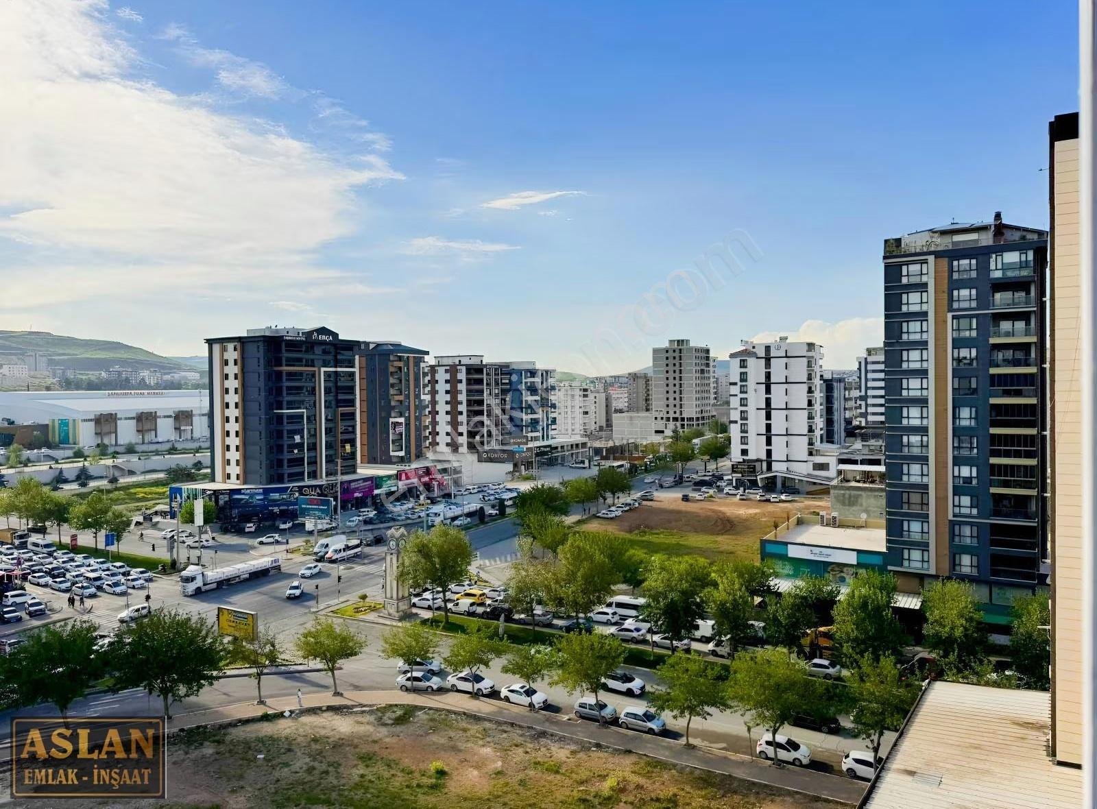 Salih Aslandan Diyarbakır Yolunda 6 Oda Ara Kat Tekli Lüks Daire - Görsel 34