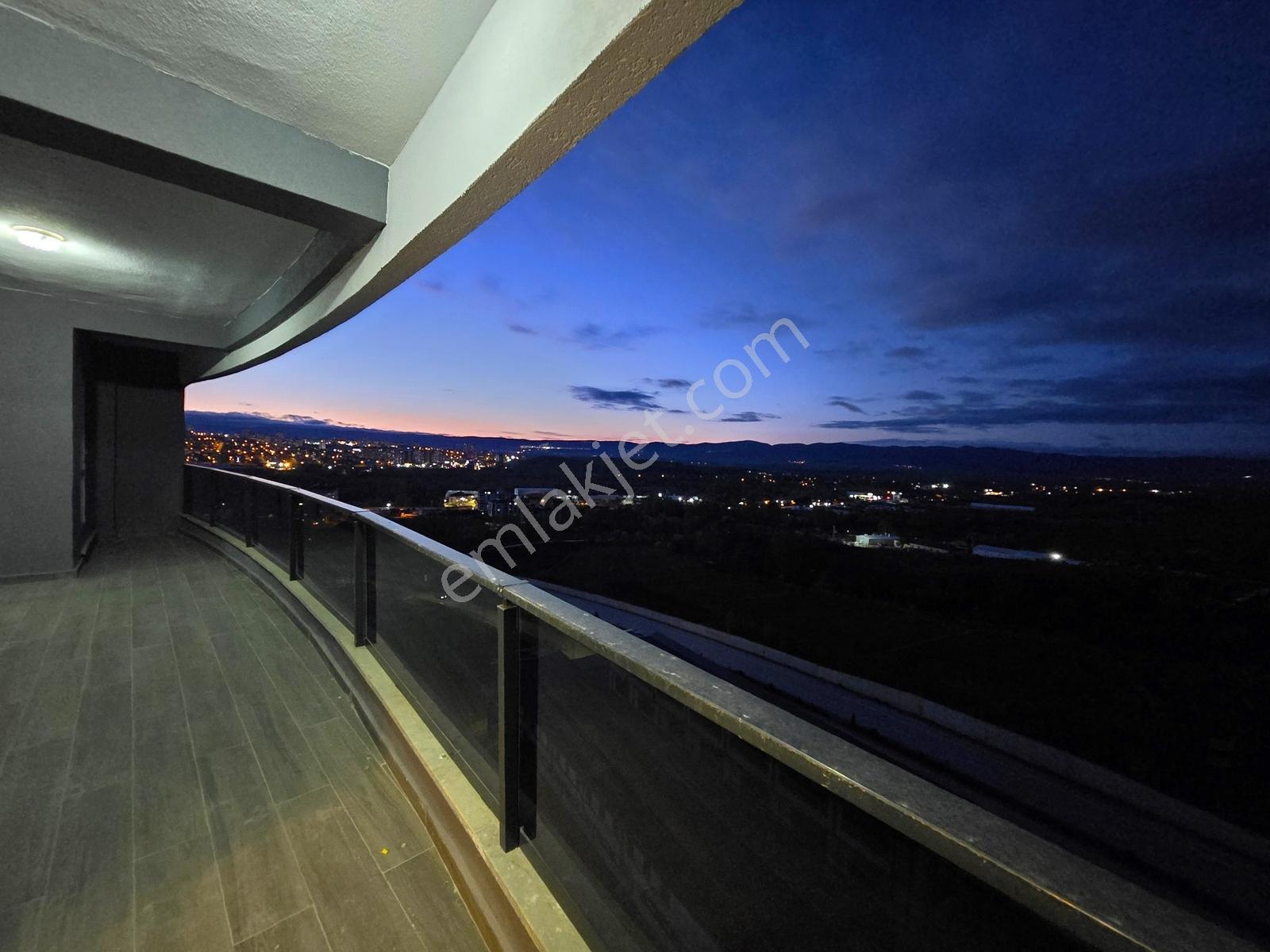 Garanti Emlak'tan Havuzlu Site İçerisinde, 129 M² 3+1 Özel Daire - Görsel 6