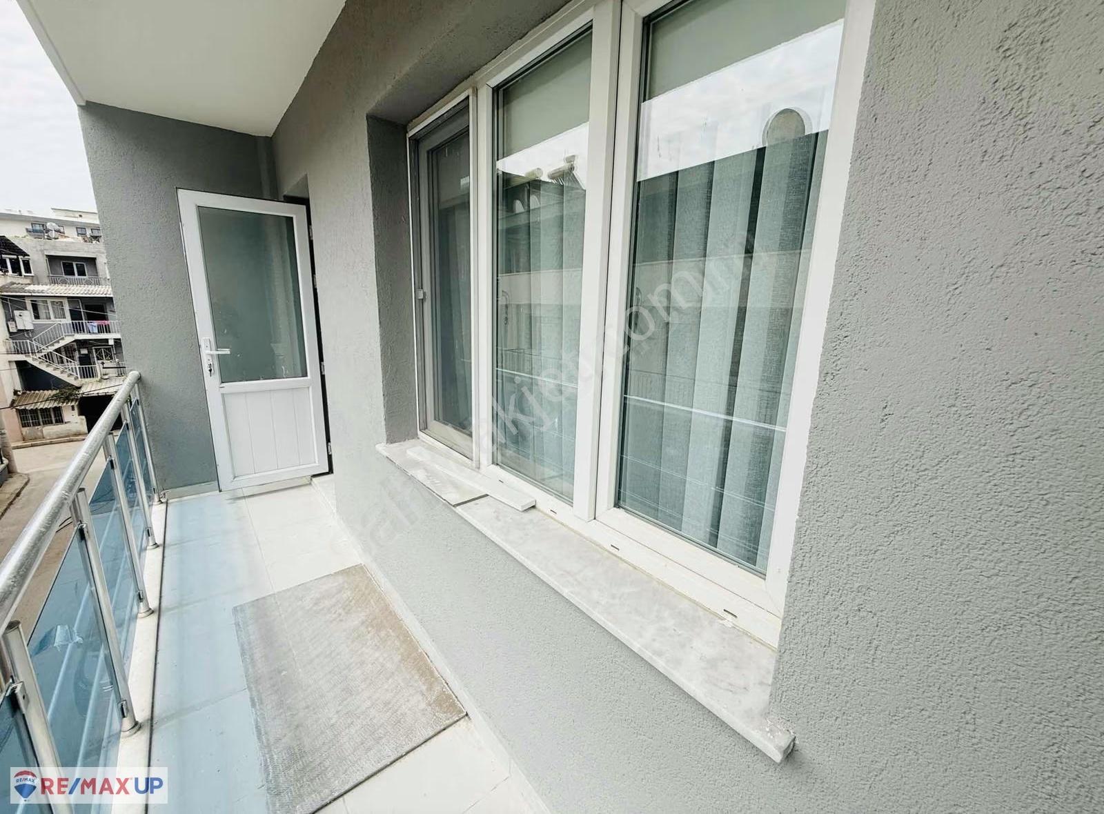 Bornova'da Yeni Tadilatlı, Doğalgazlı Geniş 3+1 Kiralık Daire - Görsel 25