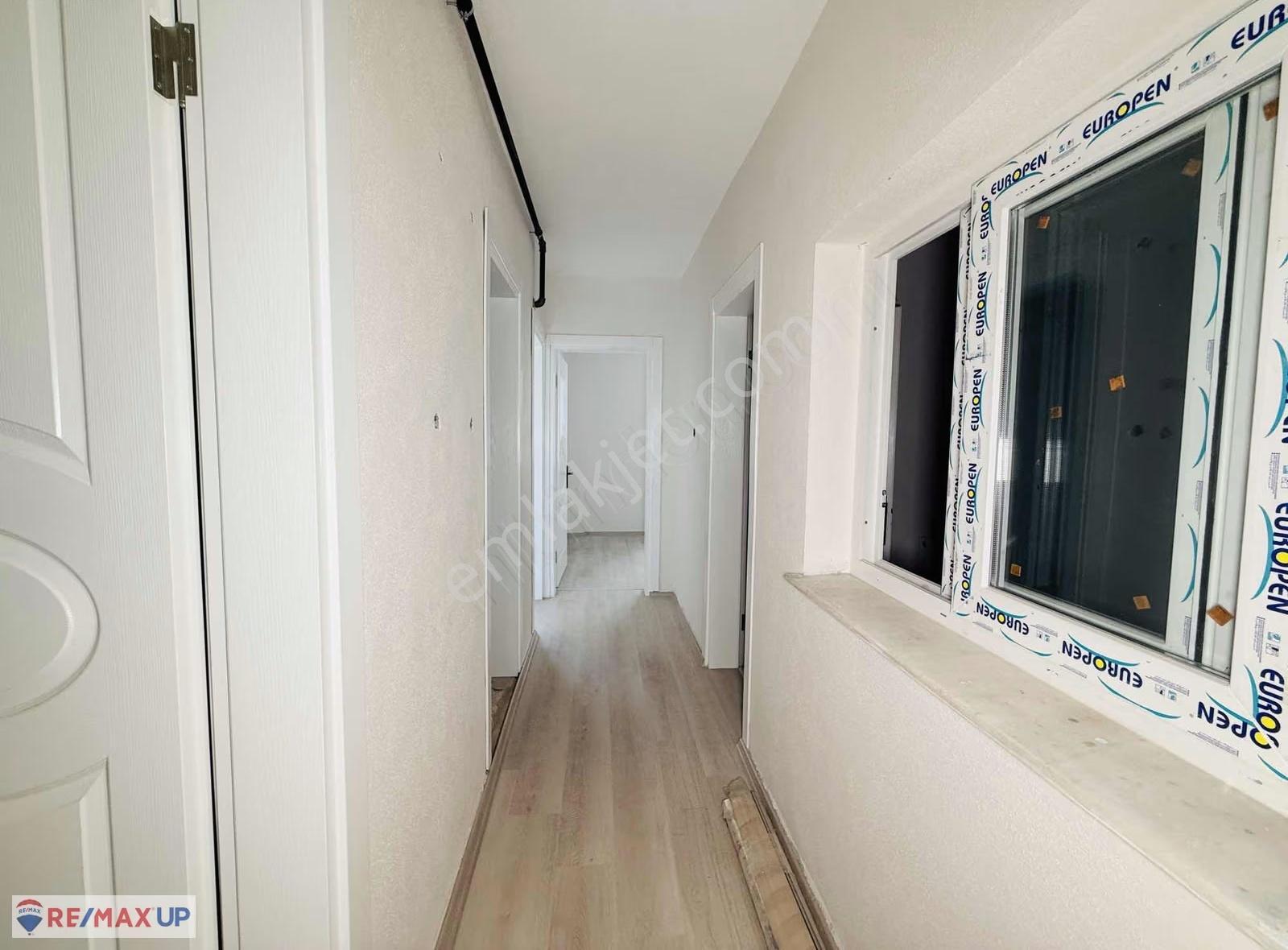 Bornova'da Yeni Tadilatlı, Doğalgazlı Geniş 3+1 Kiralık Daire - Görsel 17