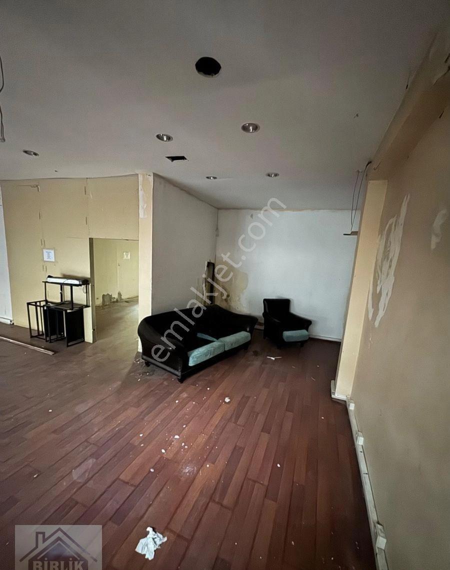Beyoğlu Kasımpaşa Merkezde Pasaj İçerisinde Kiralık İşyeri - Görsel 6