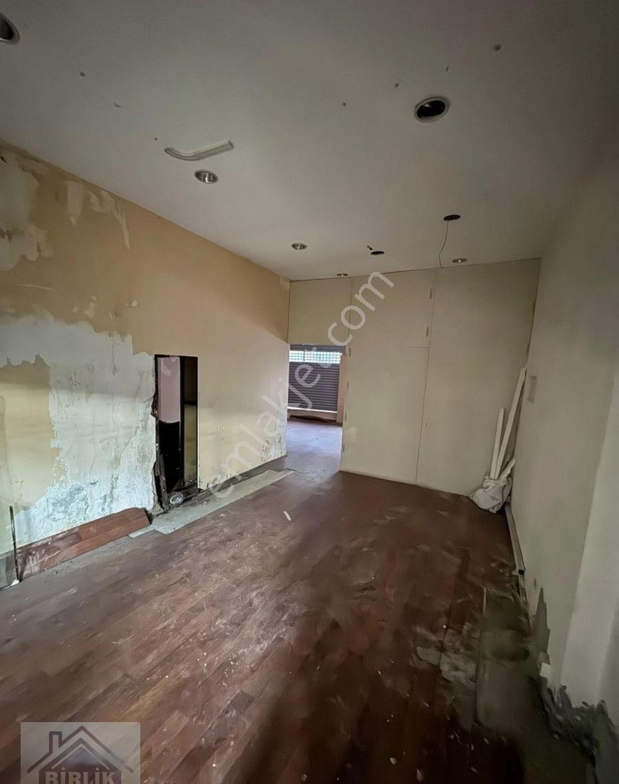 Beyoğlu Kasımpaşa Merkezde Pasaj İçerisinde Kiralık İşyeri - Görsel 11