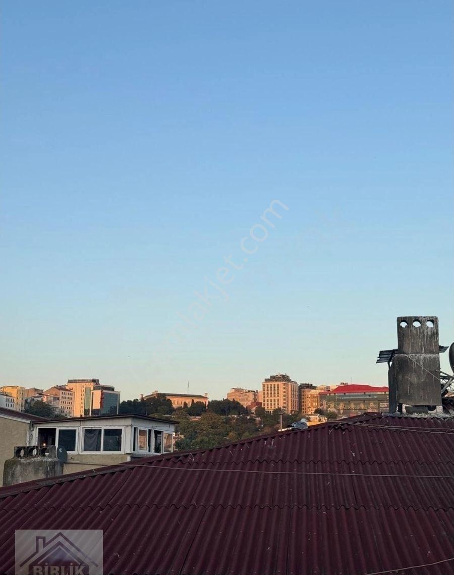 Beyoğlu Kasımpaşa Merkezde 1+1 Satılık Daire - Görsel 16