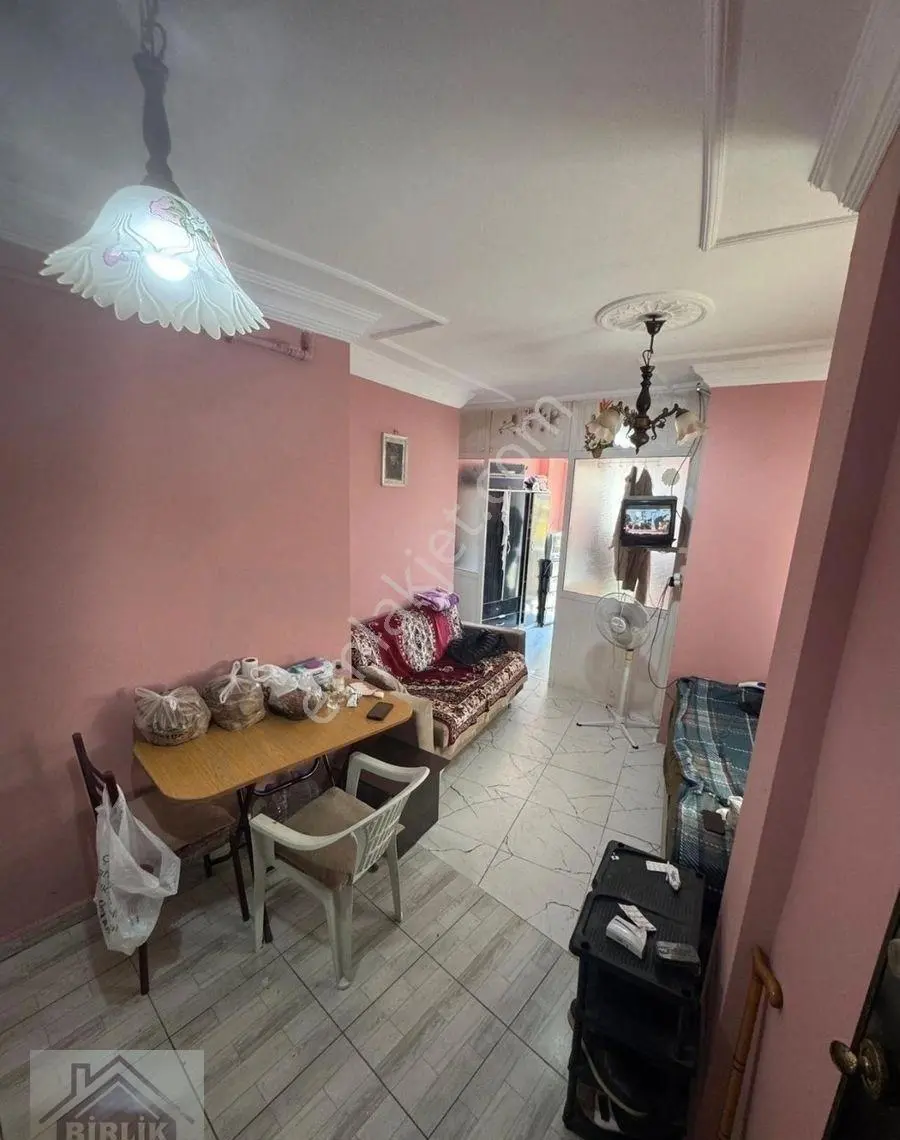 Beyoğlu Kulaksız Mahallesinde 1+1 Satılık Daire