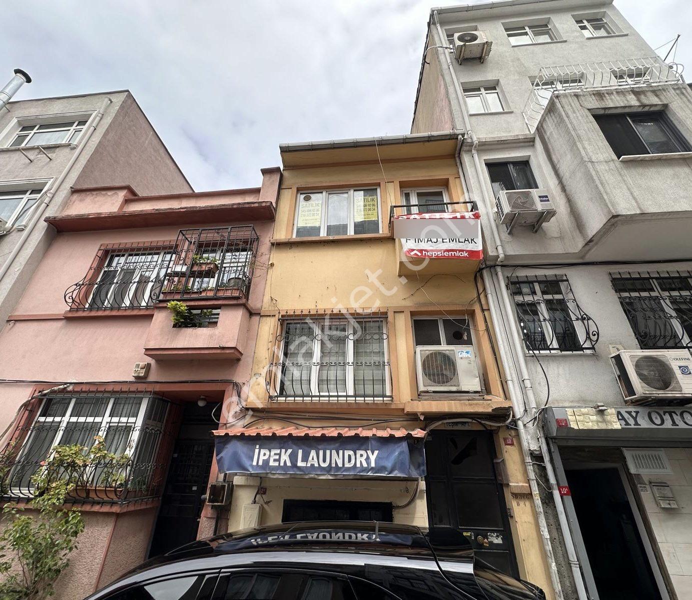 Harbiyede Satılık Caddeye Yakın 3 Katlı Bina - Görsel 19