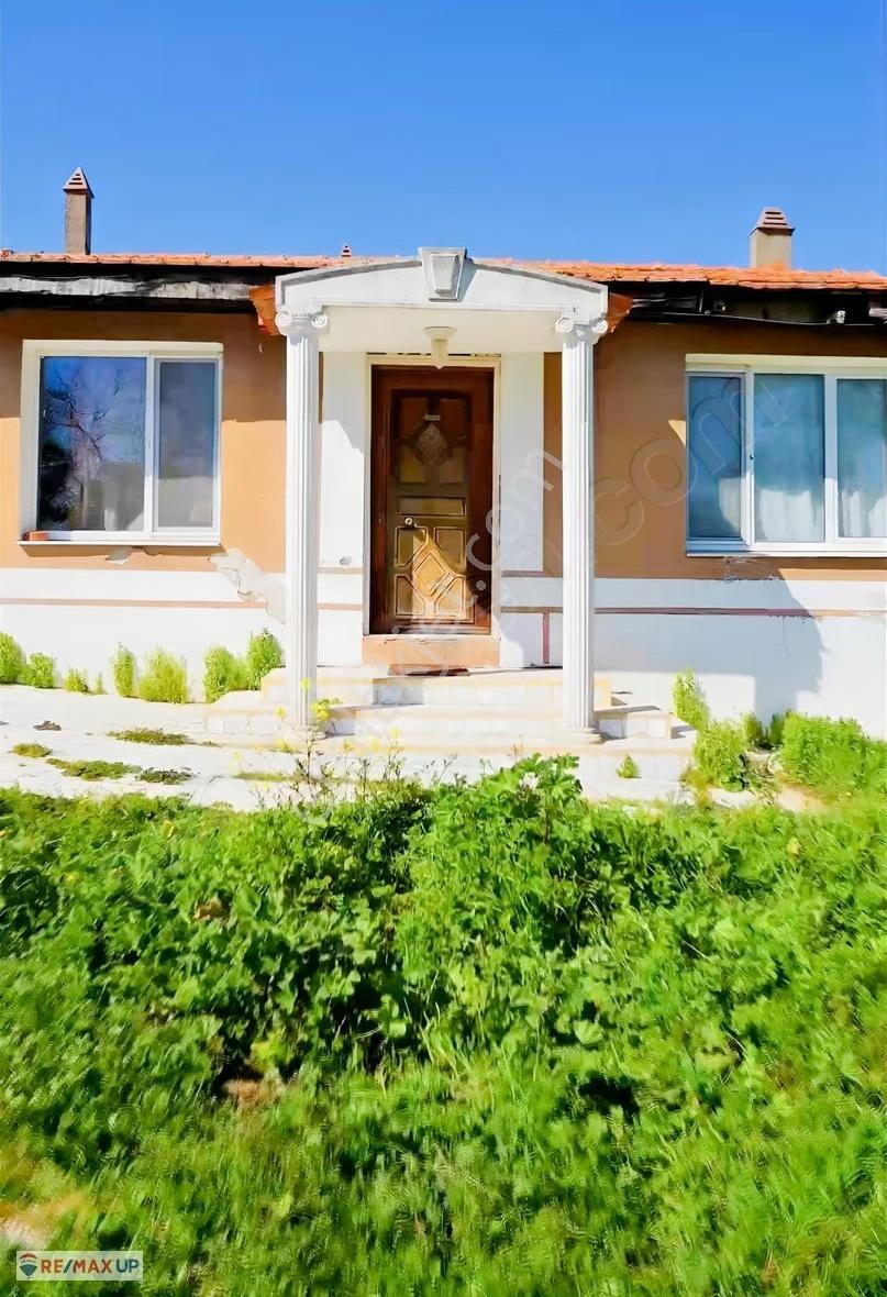Urla Özbekte Eşsiz Konumda, Donanımlı Çiftlik - Görsel 2
