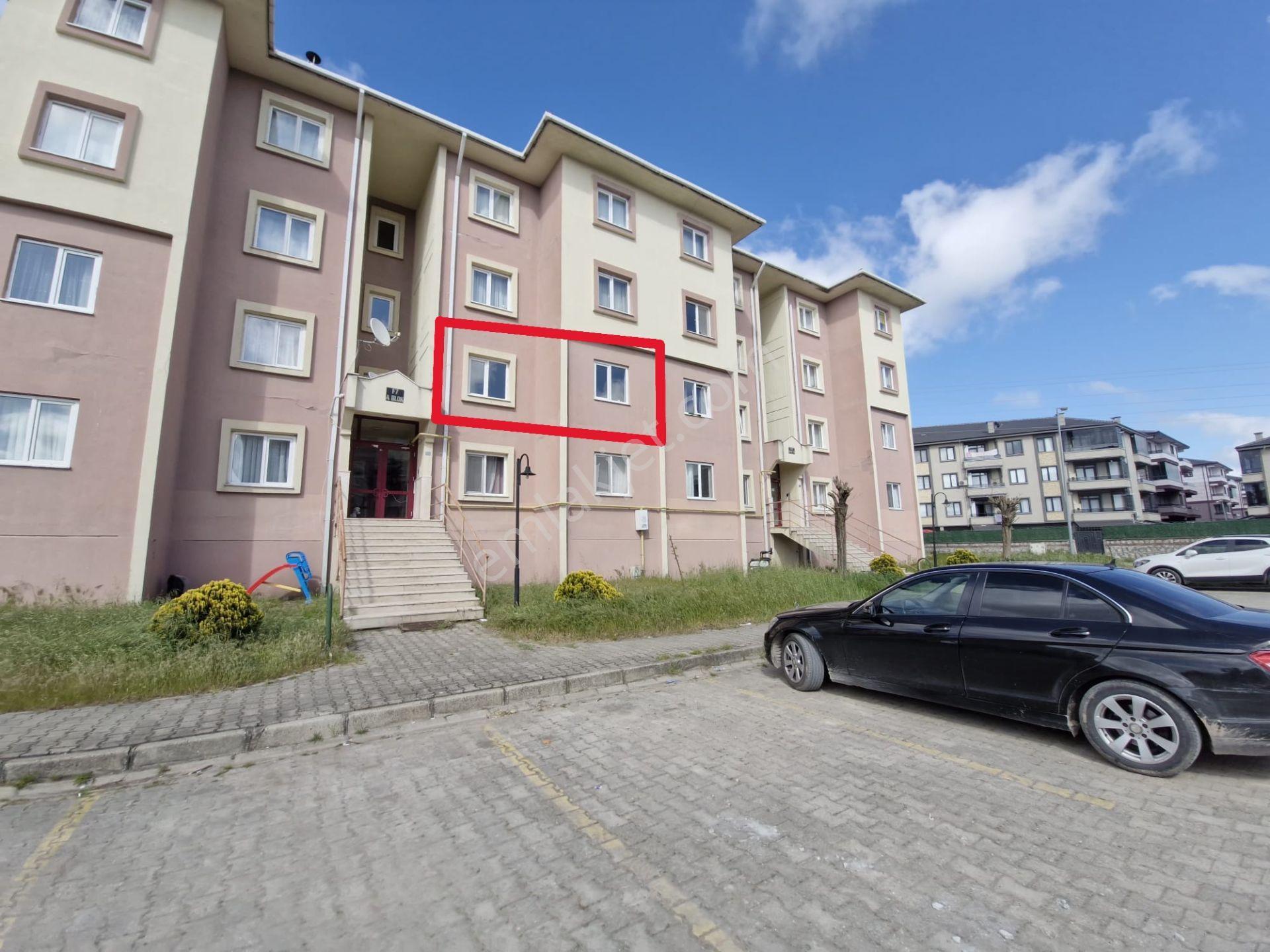 Karasu Toki Konutlarında Full Eşyalı 2+1 Daire
