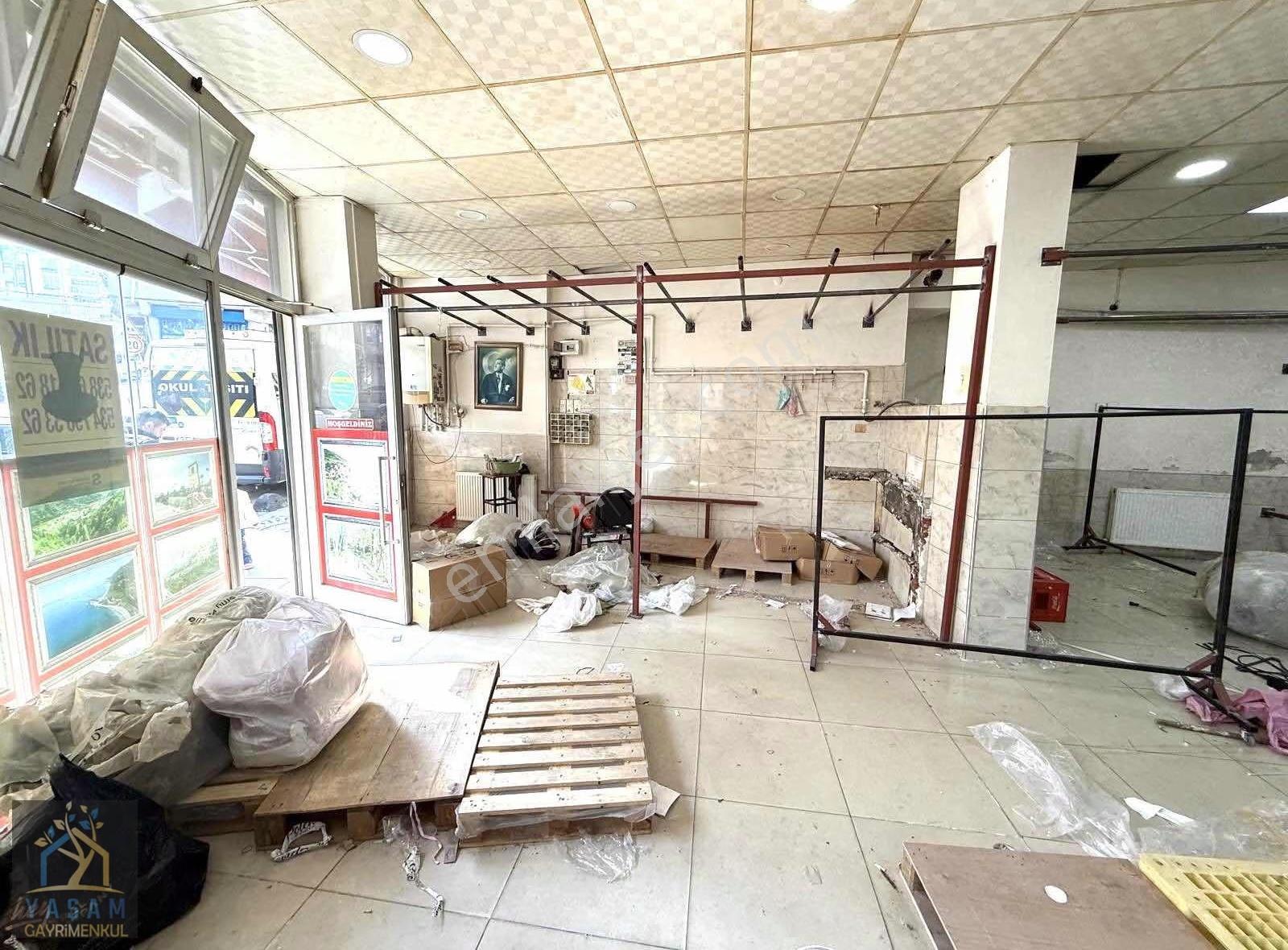 Yaşam Dan Satılık Cadde Üzeri Düz Giriş Dükkan - Görsel 15