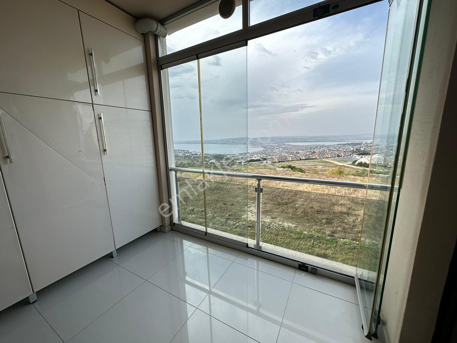 Beykent Vista4 Resıdencede Kiralık 3+1 Deniz Manzaralı - Görsel 6