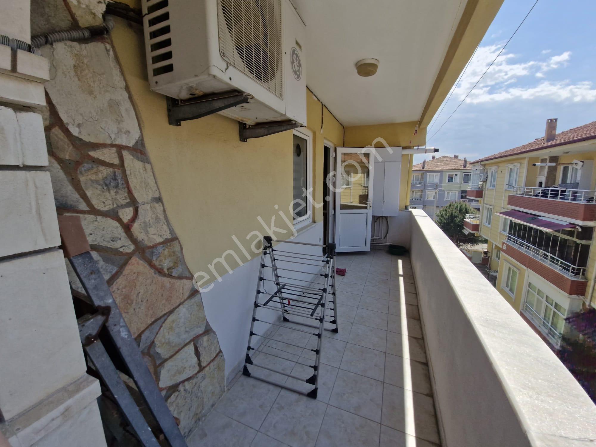 Karasu'da Denize 50 Metre Mesafede Eşyalı 2+1 Kiralık Daire - Görsel 14