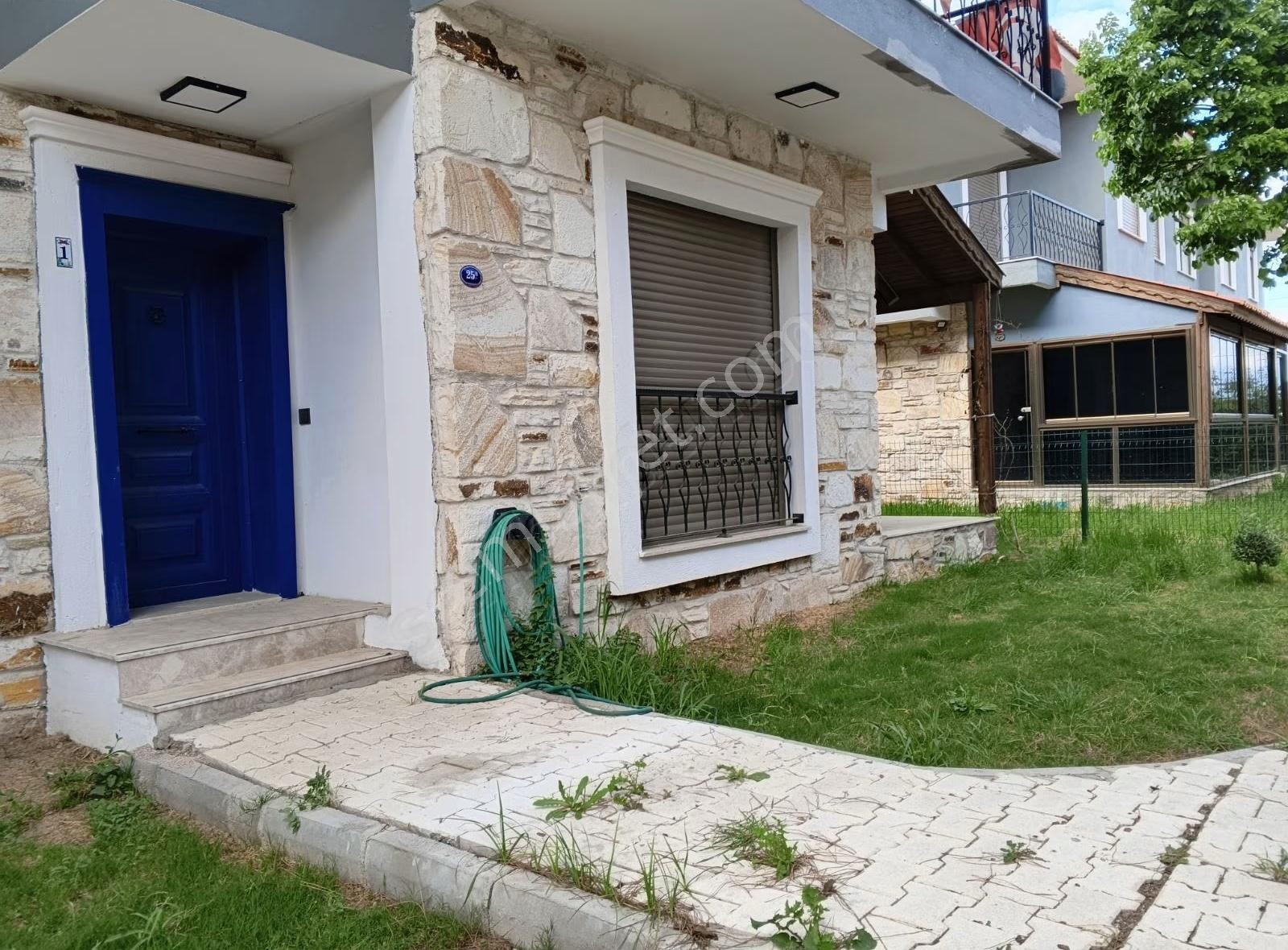 Foça Haciveli'de Müstakil Bahçeli 2+1 Villa - Görsel 29