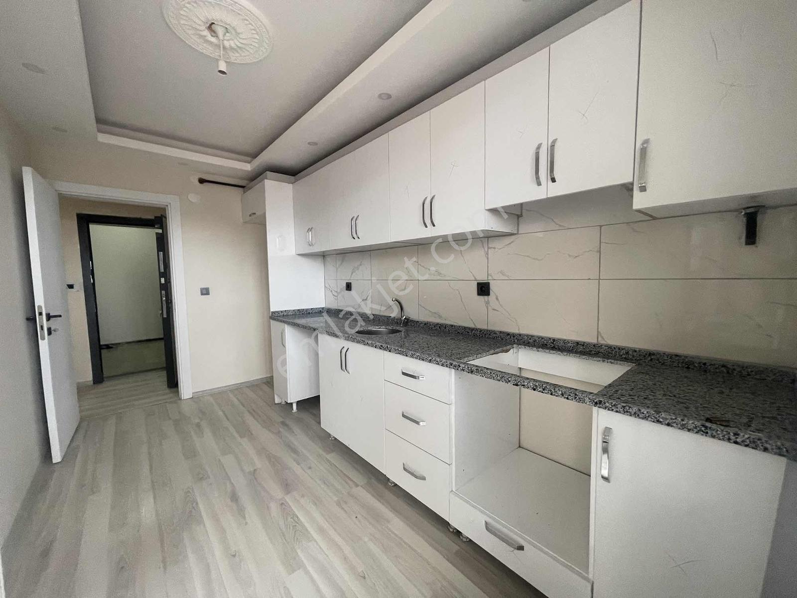 Muhittin Mahallesin De 2+1 Arakat Otoparklı Daire - Görsel 16