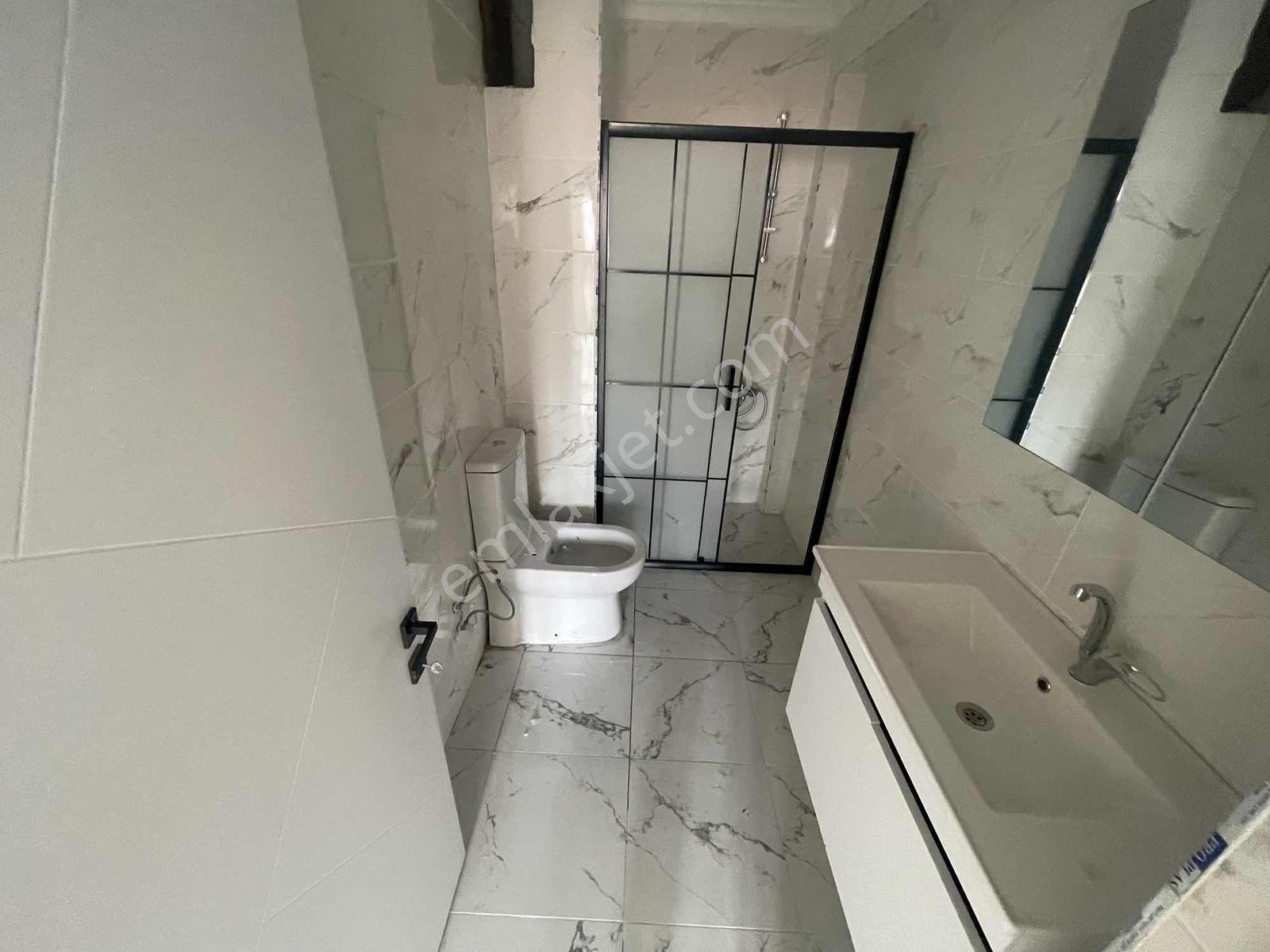 Muhittin Mahallesin De 2+1 Arakat Otoparklı Daire - Görsel 12