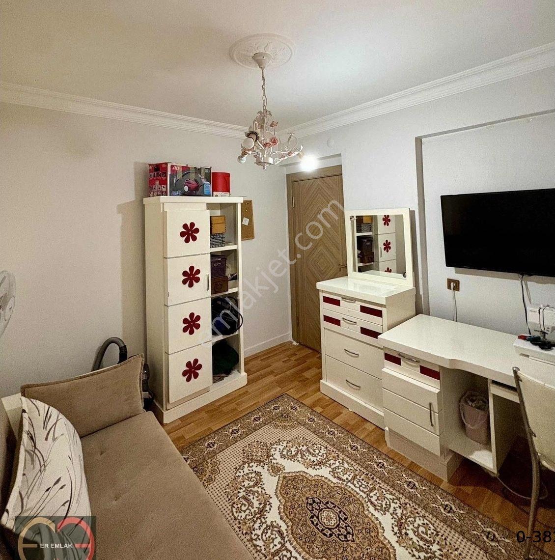 Metro Yürüme Mesafesi Manzaralı Bakımlı Satılık 3+1 Daire - Görsel 15