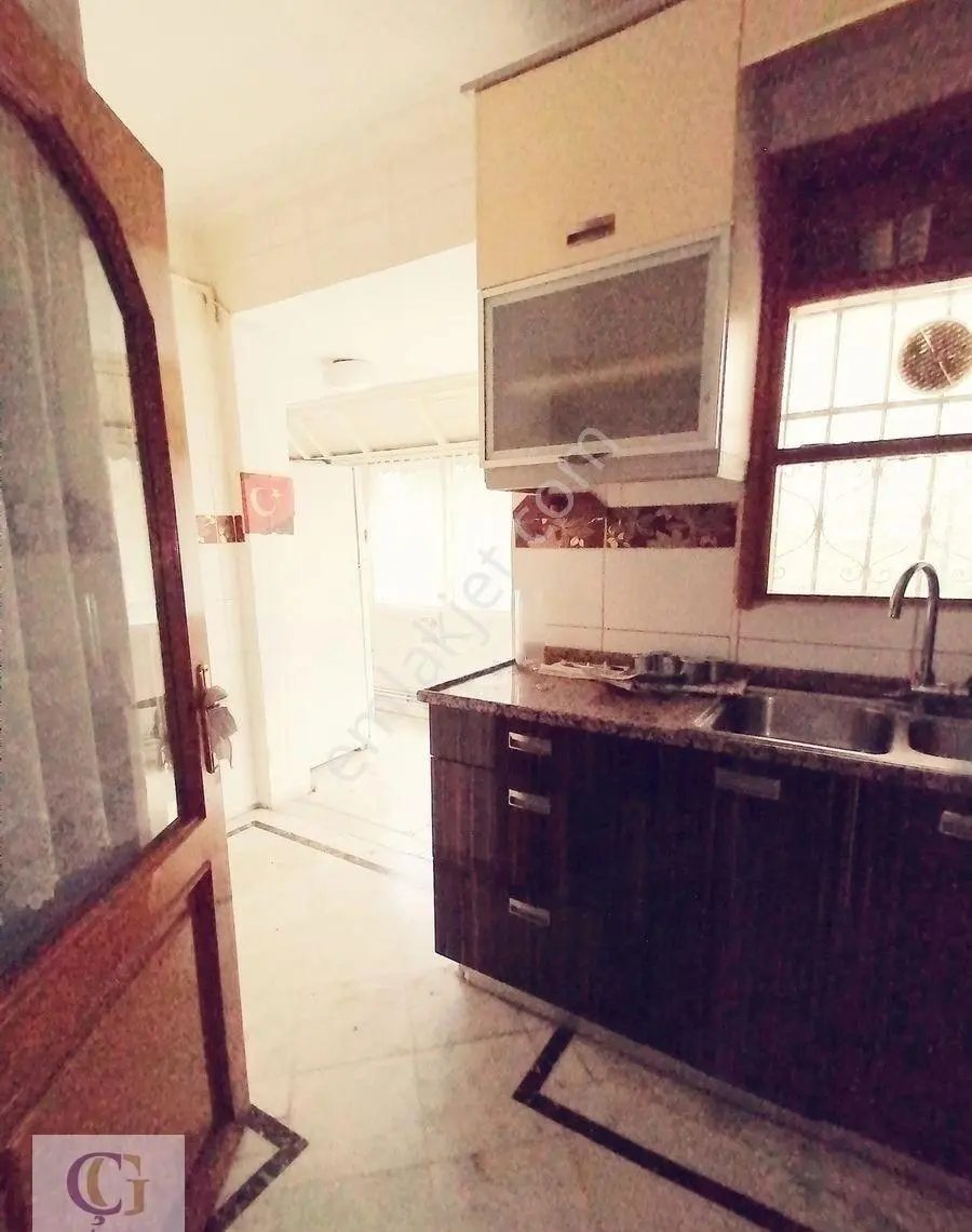 Yeşilköy Eski Havaalanı Cd. Üzeri Sitede Bahçe Çıkışlı 130m2 3+1 - Görsel 5