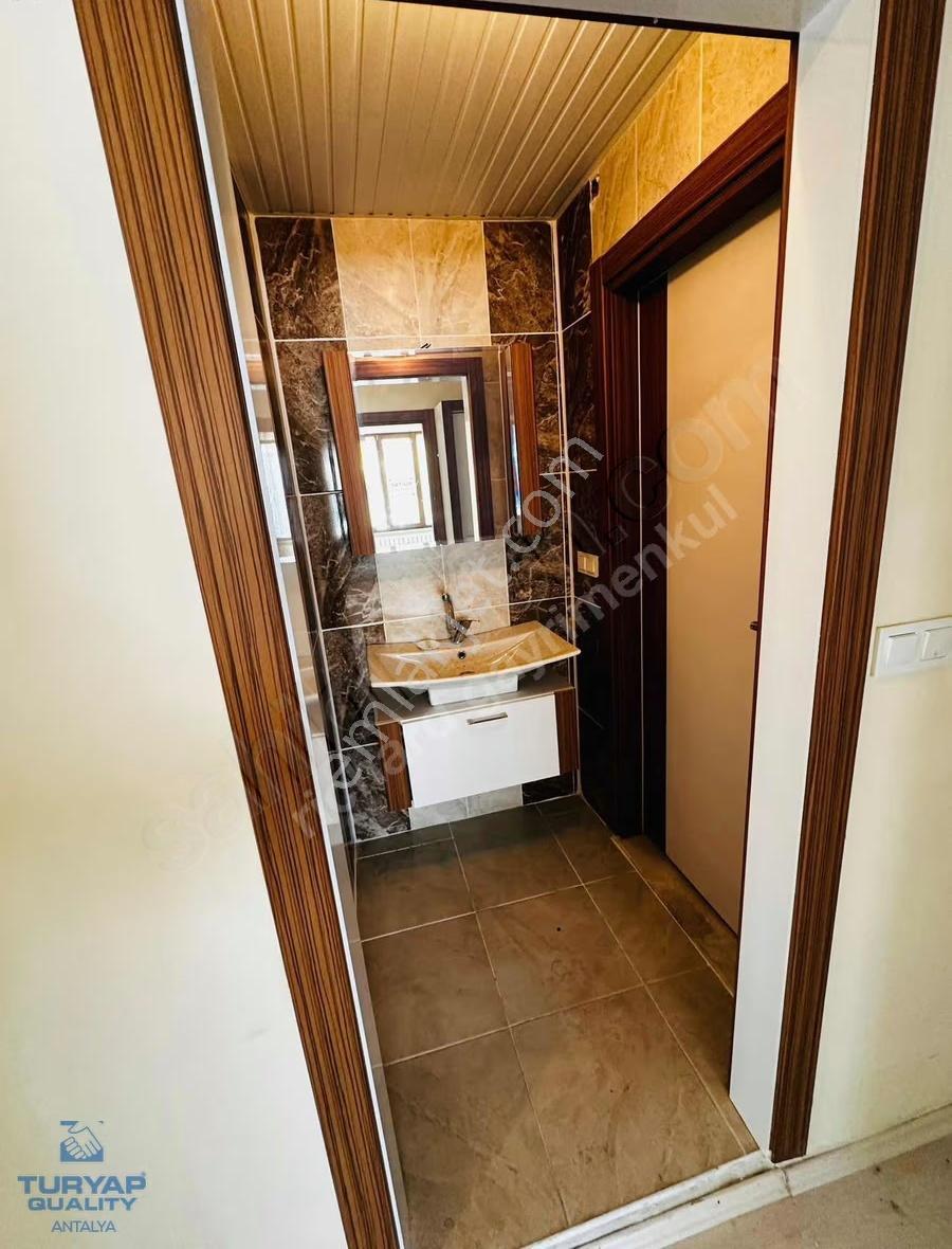 Beyşehir Yeni Mahallede Geniş Sıfır 3+1 Yüksek Giriş Daire - Görsel 8