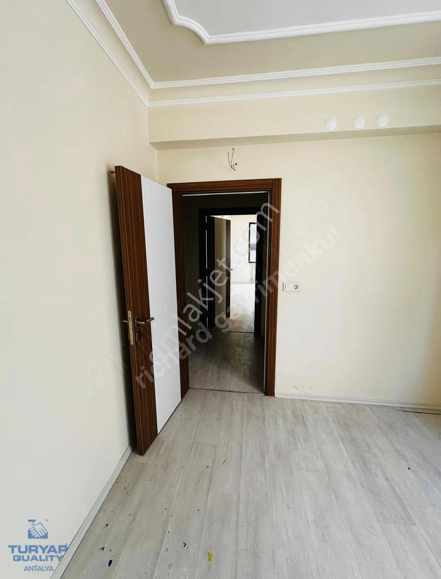 Beyşehir Yeni Mahallede Geniş Sıfır 3+1 Yüksek Giriş Daire - Görsel 17