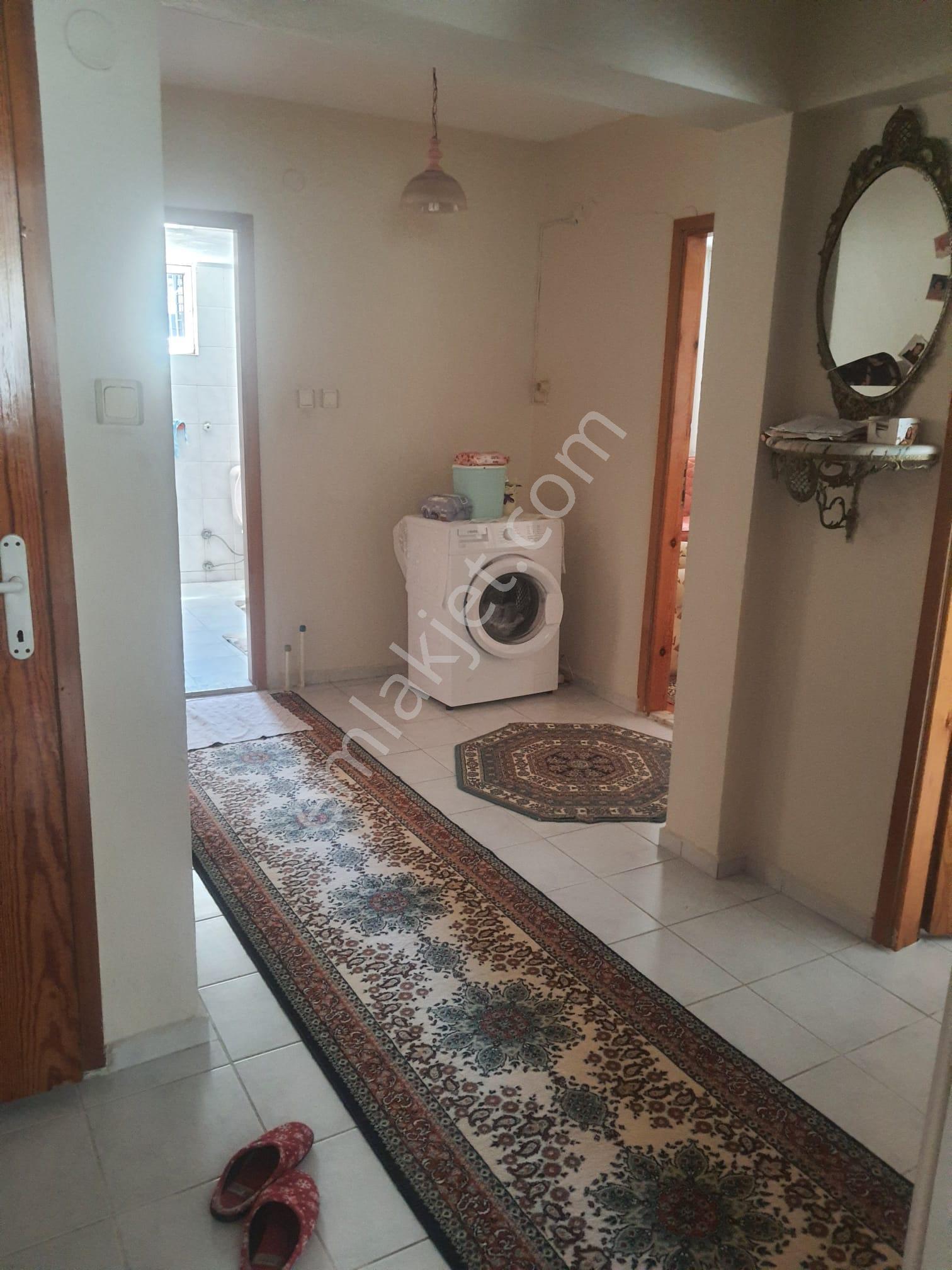 Kuşadası Satılık 3+1 Daire Her Yere Yürüme Mesafesinde Merkezde - Görsel 3
