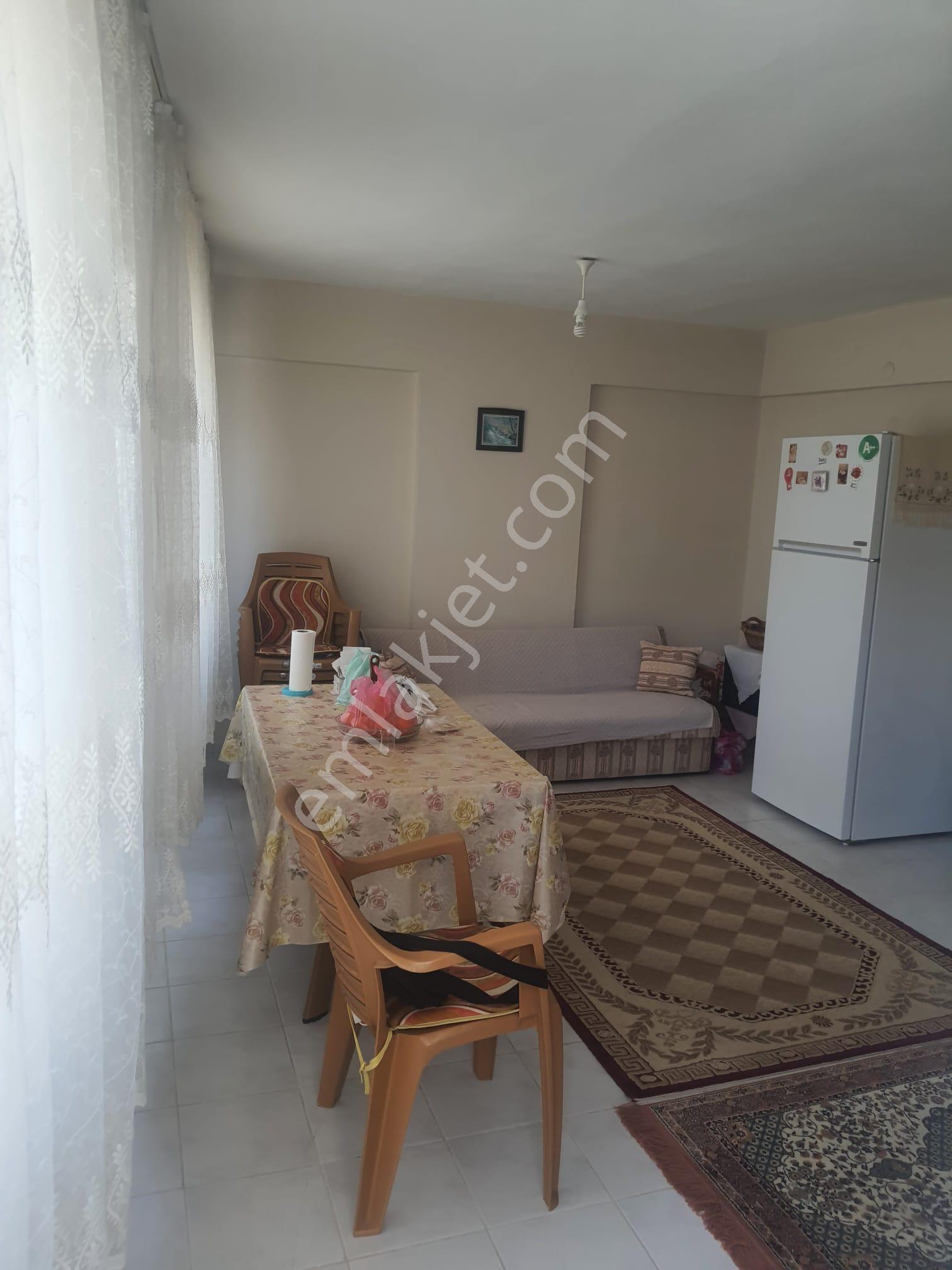 Kuşadası Satılık 3+1 Daire Her Yere Yürüme Mesafesinde Merkezde - Görsel 8