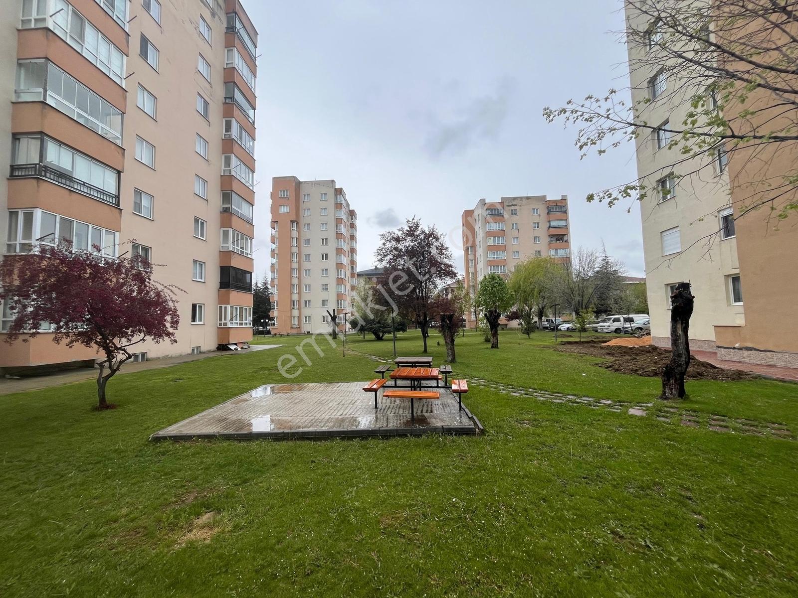 Bess'den Batıkent Mahallesi Ataşehir Sitesinde Satılık 3+1 Daire - Görsel 23