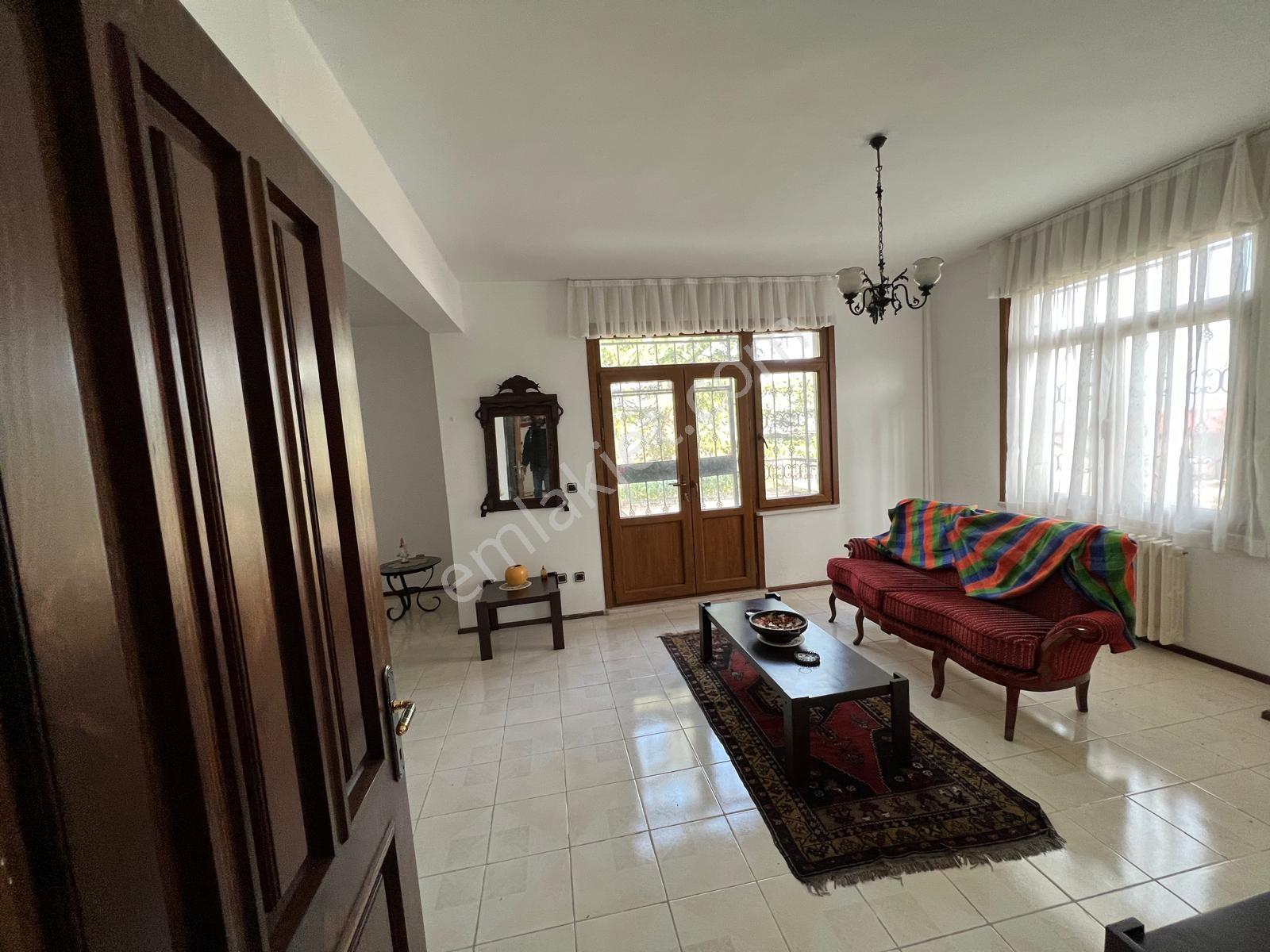 Kartepe Maşukiye 5+2 Satılık Villa - Görsel 12