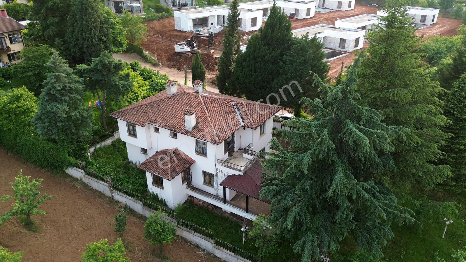 Kartepe Maşukiye 5+2 Satılık Villa - Görsel 23
