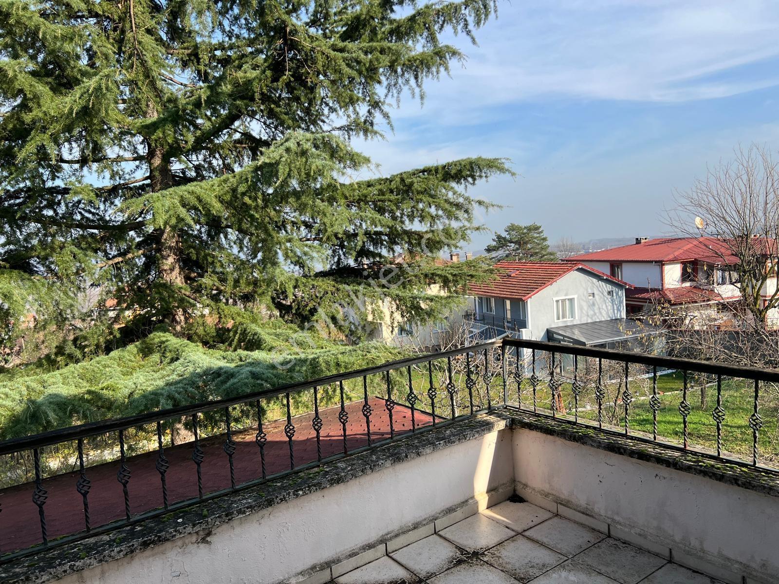 Kartepe Maşukiye 5+2 Satılık Villa - Görsel 31