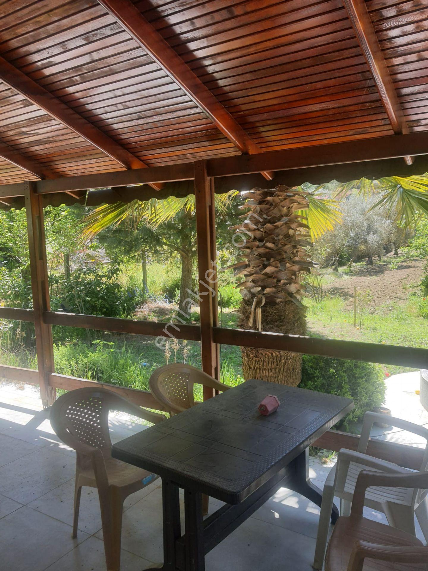 Kuşadası Kirazlı Köyü'nde Satılık 4+2 Çiftlik Evi - Görsel 4