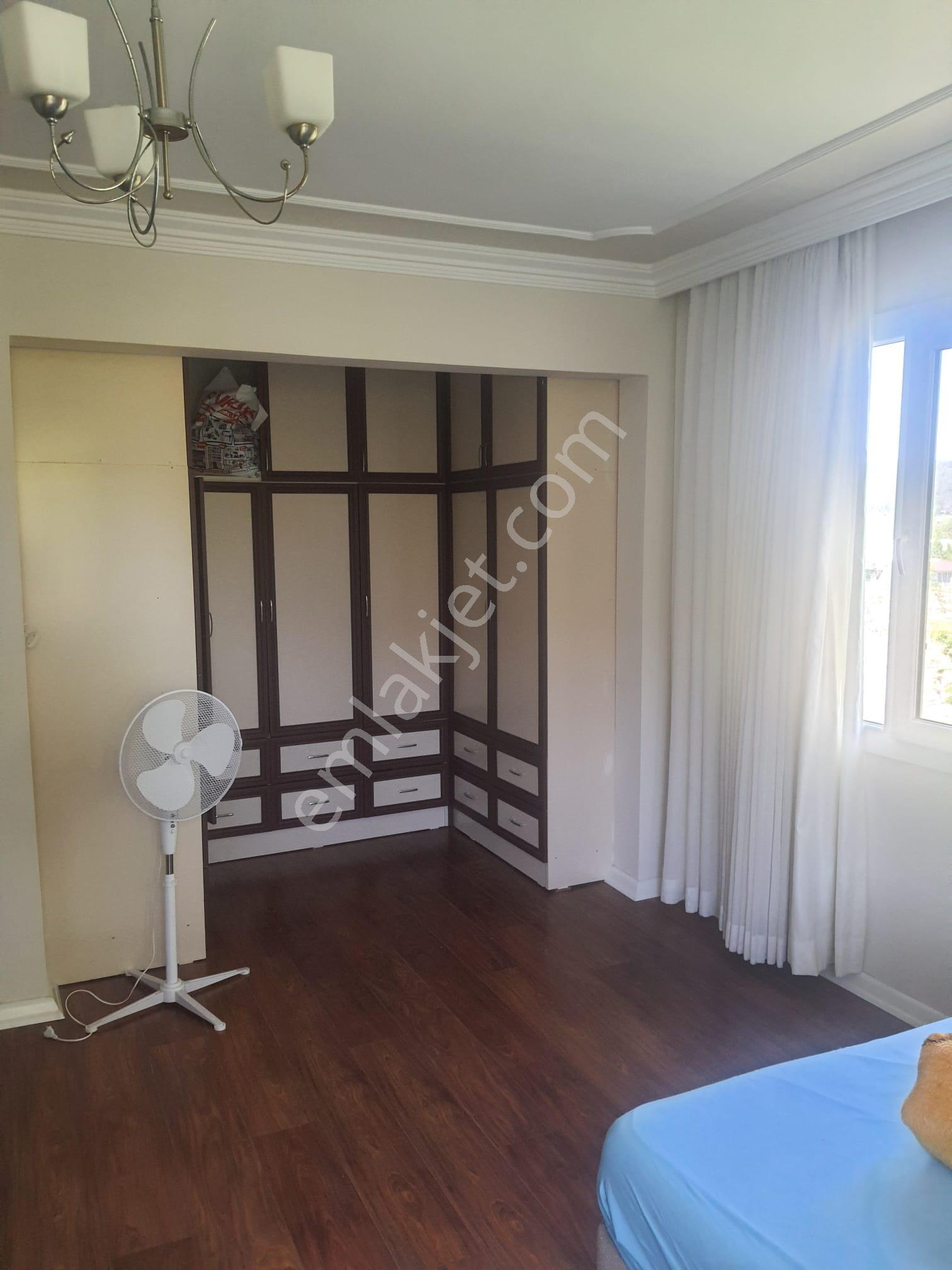 Kuşadası Kirazlı Köyü'nde Satılık 4+2 Çiftlik Evi - Görsel 18