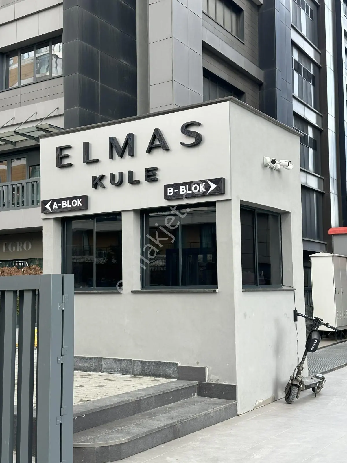 Elmas Kule Gayrimenkul'den Yapılı Masrafsız Ofis/atölye
