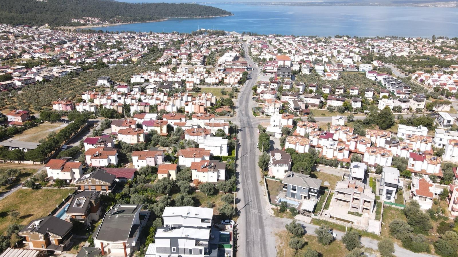Didim Akbükte Cadde Üzeri, Denize Yakın, Satılık Arsa - Görsel 3