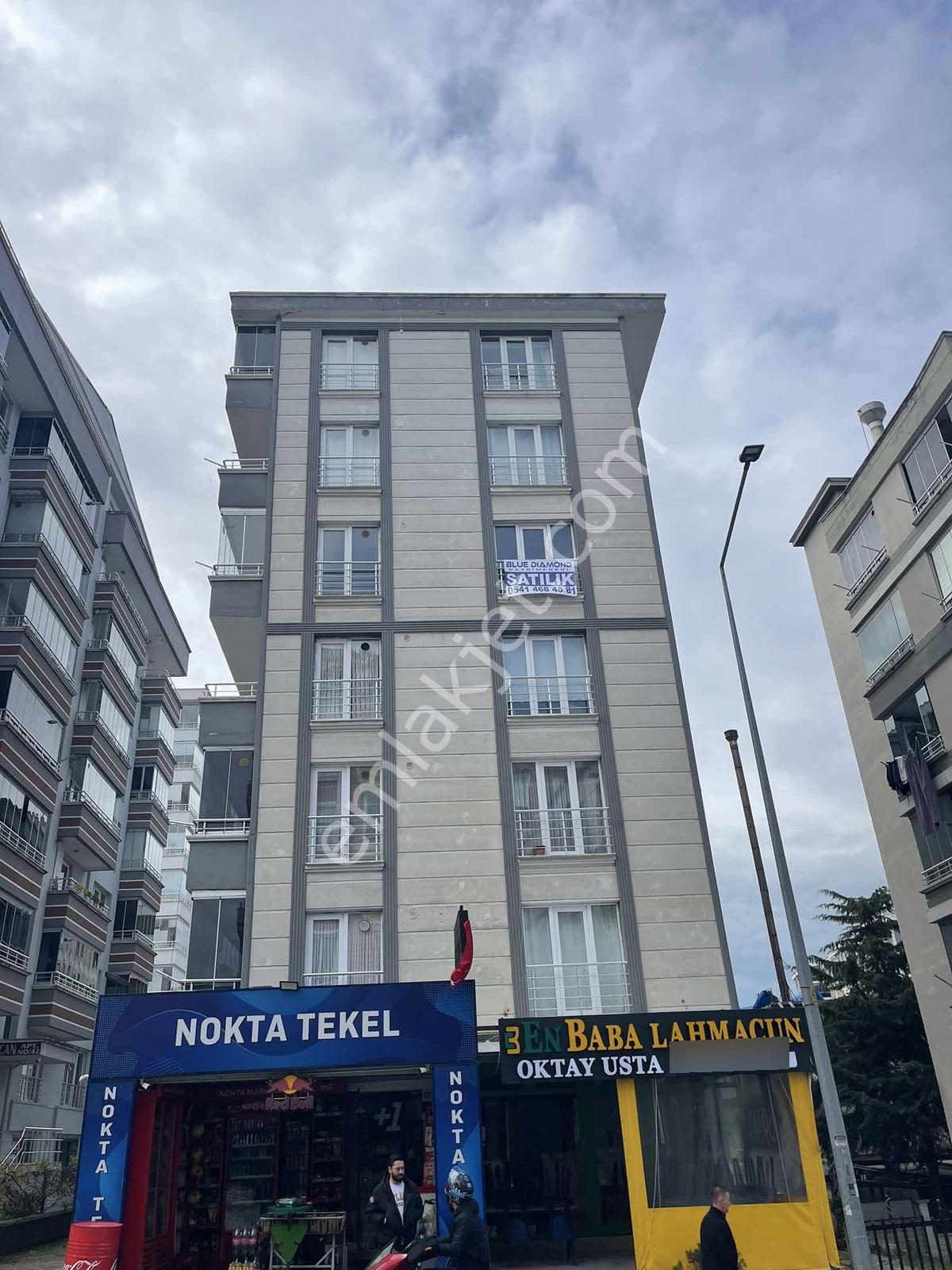 Atakentte Atasam Hastanesi Yanı Satılık Arakat 3+1 Daire