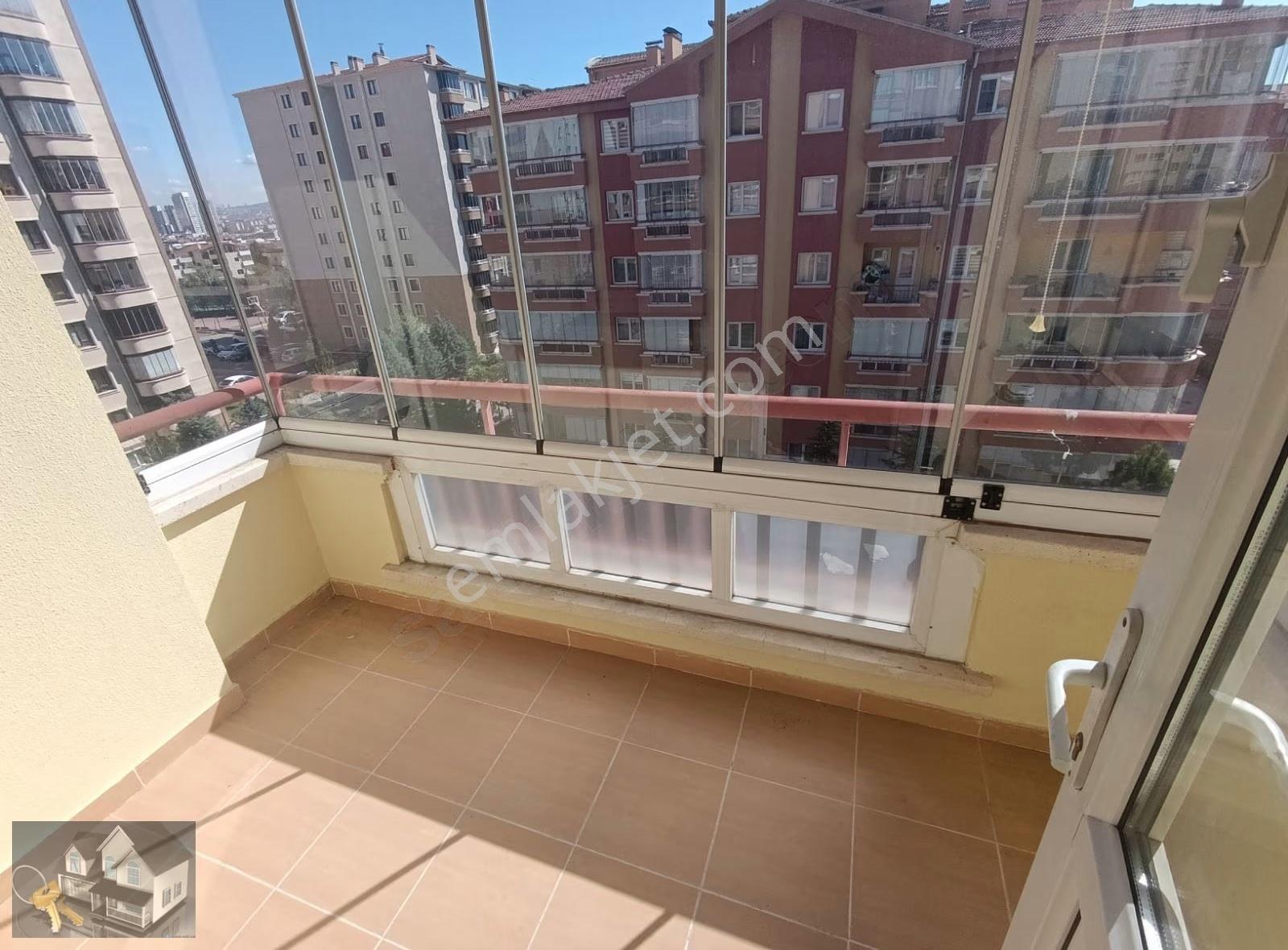 Ata Mahallesi Çağlayan Sitesinde Kiralık Geniş Ferah 3+1 - Görsel 7