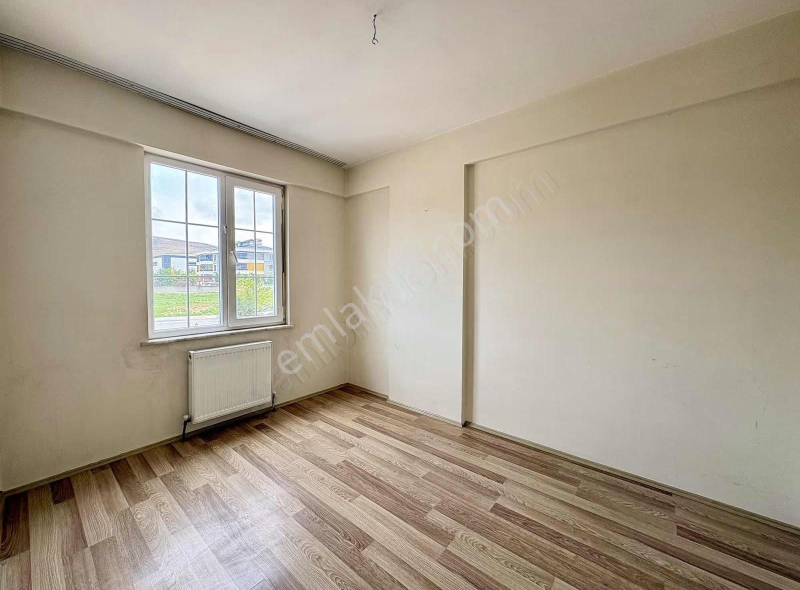 Özlem Yardımcı'dan Selahaddin Eyyubi Mah'de Kiralık Arakat Daire - Görsel 6