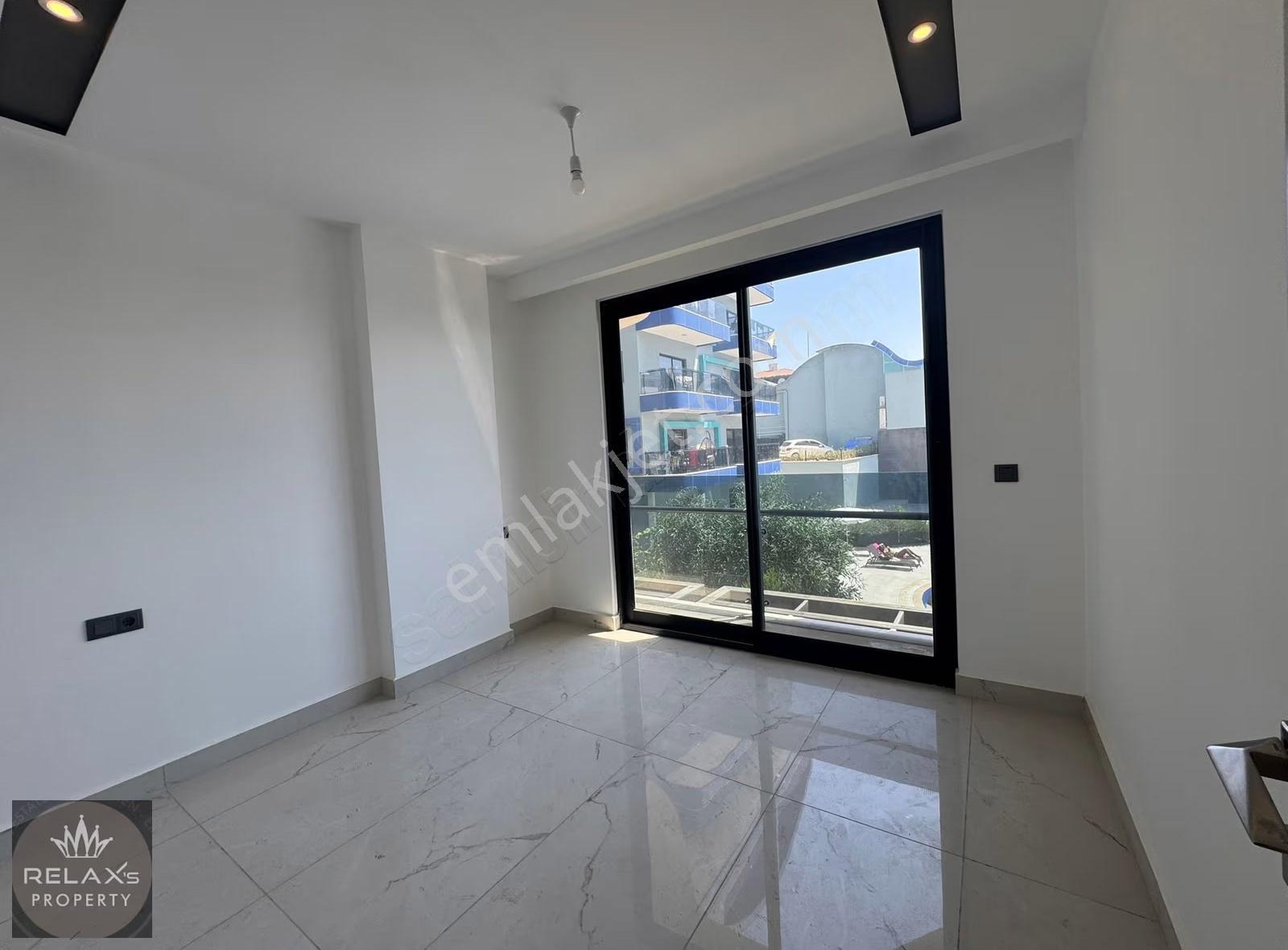 Kargıcak Bölgesi Site İçerisinde 3+1 Prıvate Garden Sea 50 Meter - Görsel 6