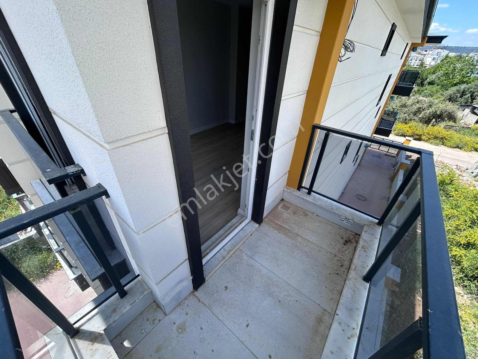 Şelale Mah Sıfır Üstü Çatılı Kullanışlı Daire - Görsel 15