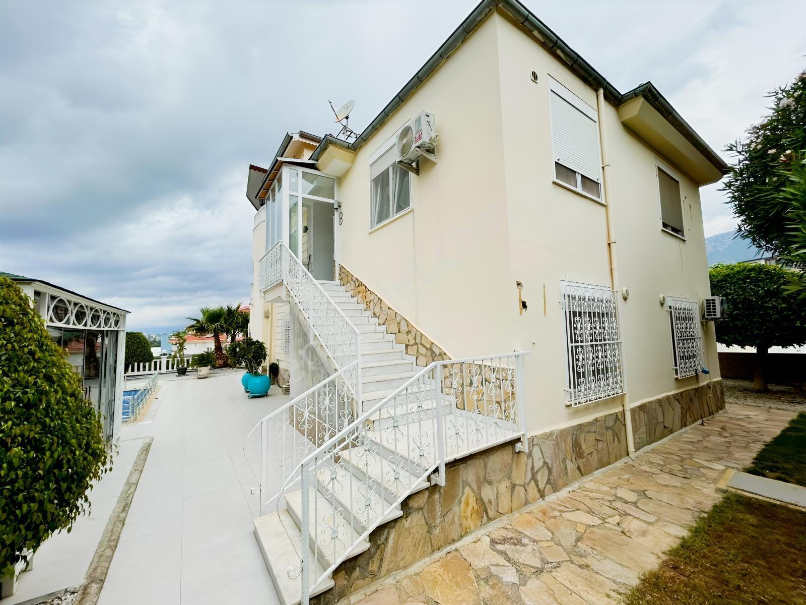 Jasmıne Park Villa Alanya Satılık Kale Ve Deniz Manzaralı - Görsel 3