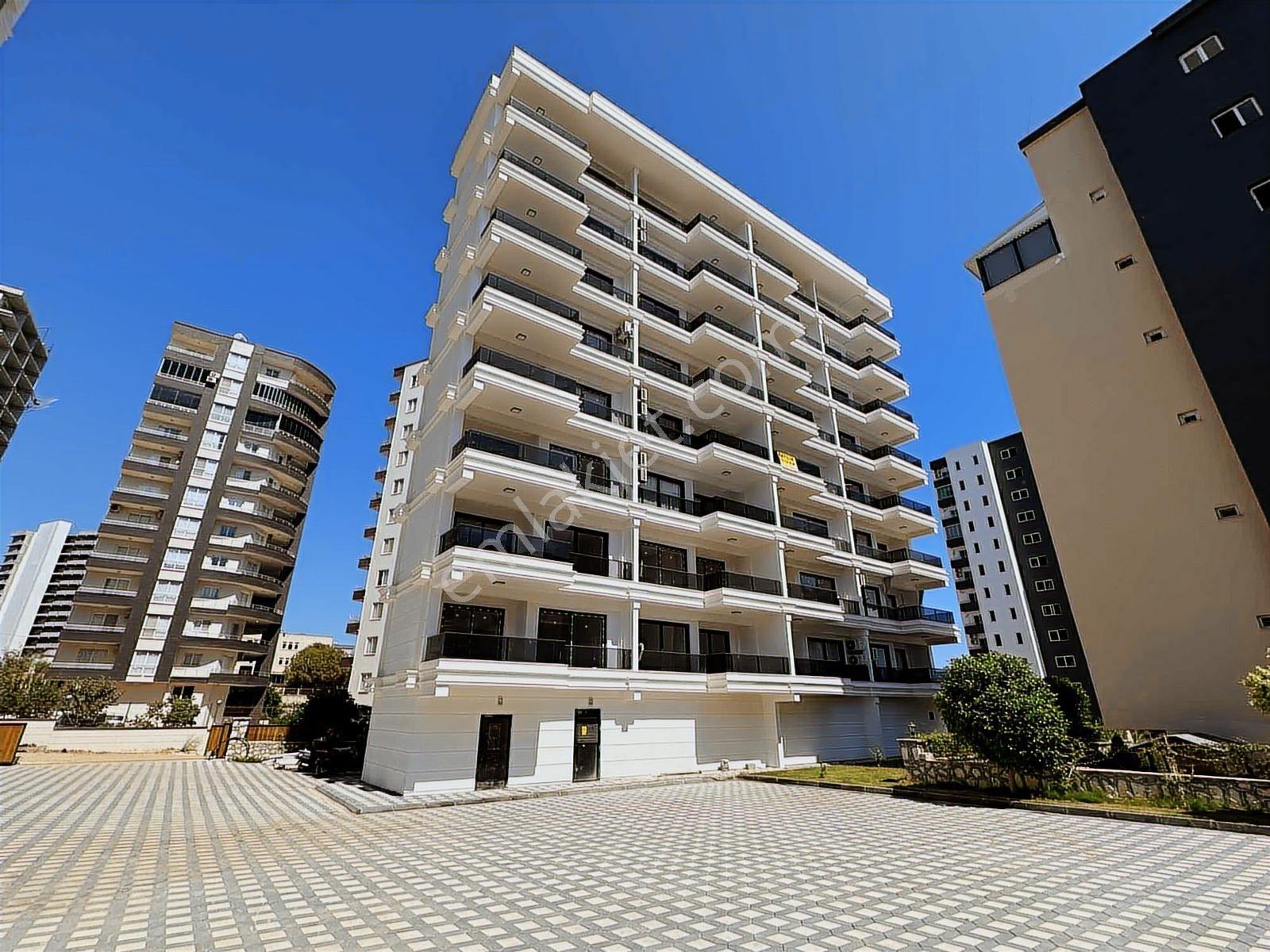 Erdemli Ayaş'ta Havuzlu Sitede Deniz Manzaralı Lüks 1+1 Daire - Görsel 23