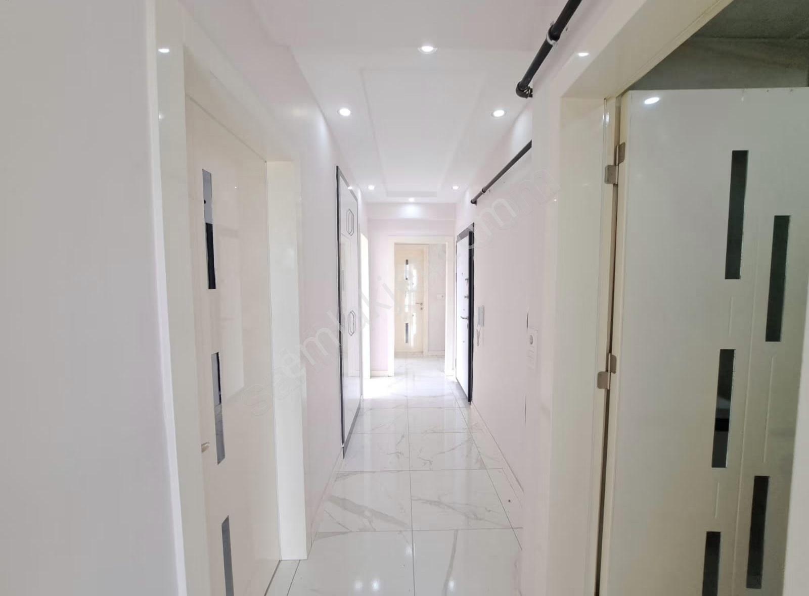 Şemikler Naz Bayrak Yakını Kiralık Arakat 2+1 Daire - Görsel 4