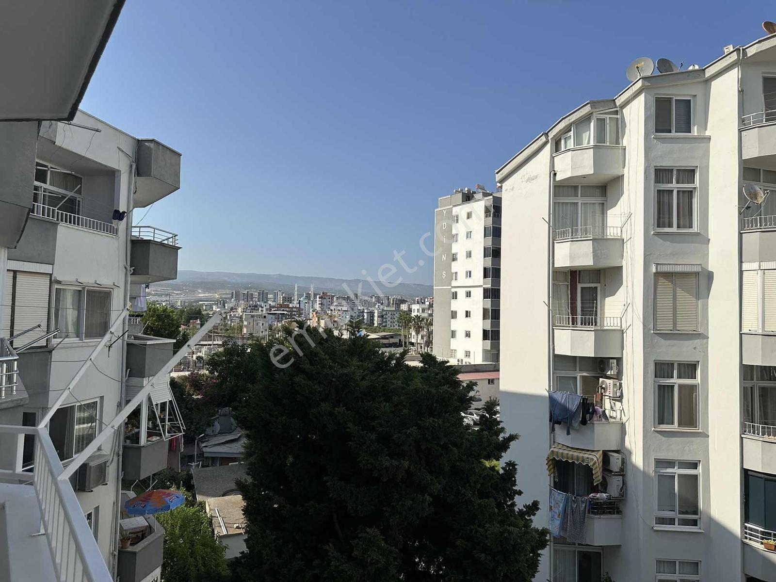 Erdemlide Acil Satılık Denize Sıfır Havuzlu Sitede Eşyalı Daire - Görsel 42