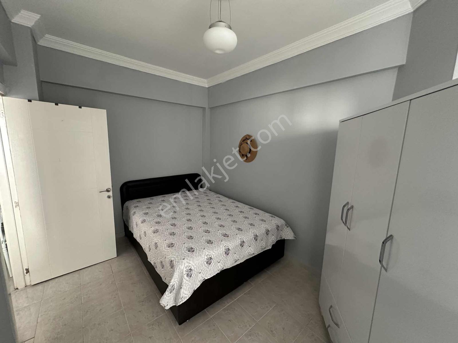 Erdemlide Acil Satılık Denize Sıfır Havuzlu Sitede Eşyalı Daire - Görsel 29