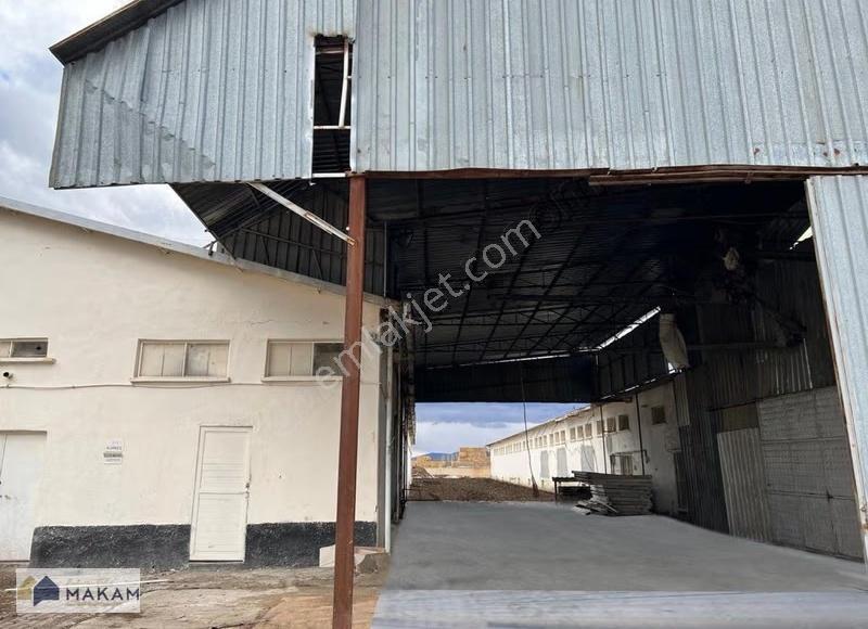 Karahüyük Kiralık 2.000m2 Kapalı, 2.000m2 Açık Alanlı Depo - Görsel 4