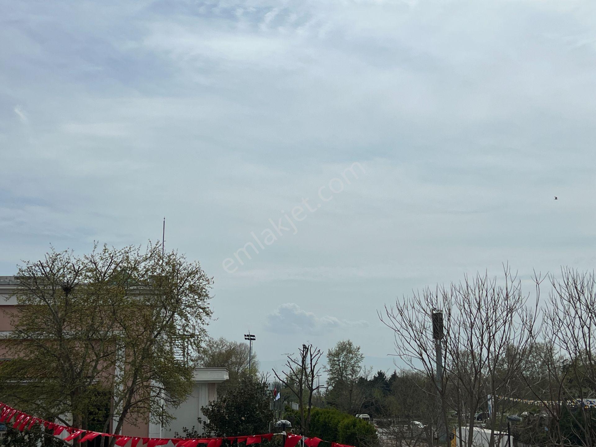 Pendik'te Sahile Ve Caddeye Yakın 1+1 Kiralık Daire - Görsel 12