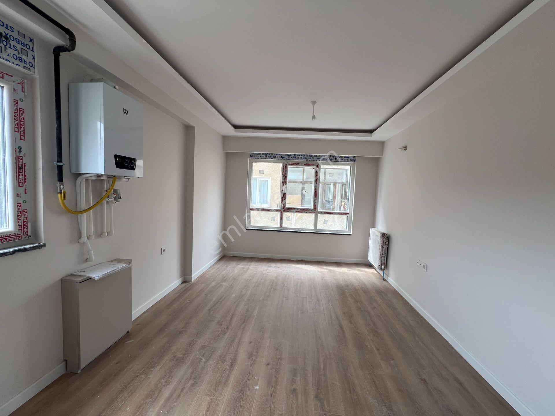 Pendik'te Sahile Ve Caddeye Yakın 1+1 Kiralık Daire - Görsel 17